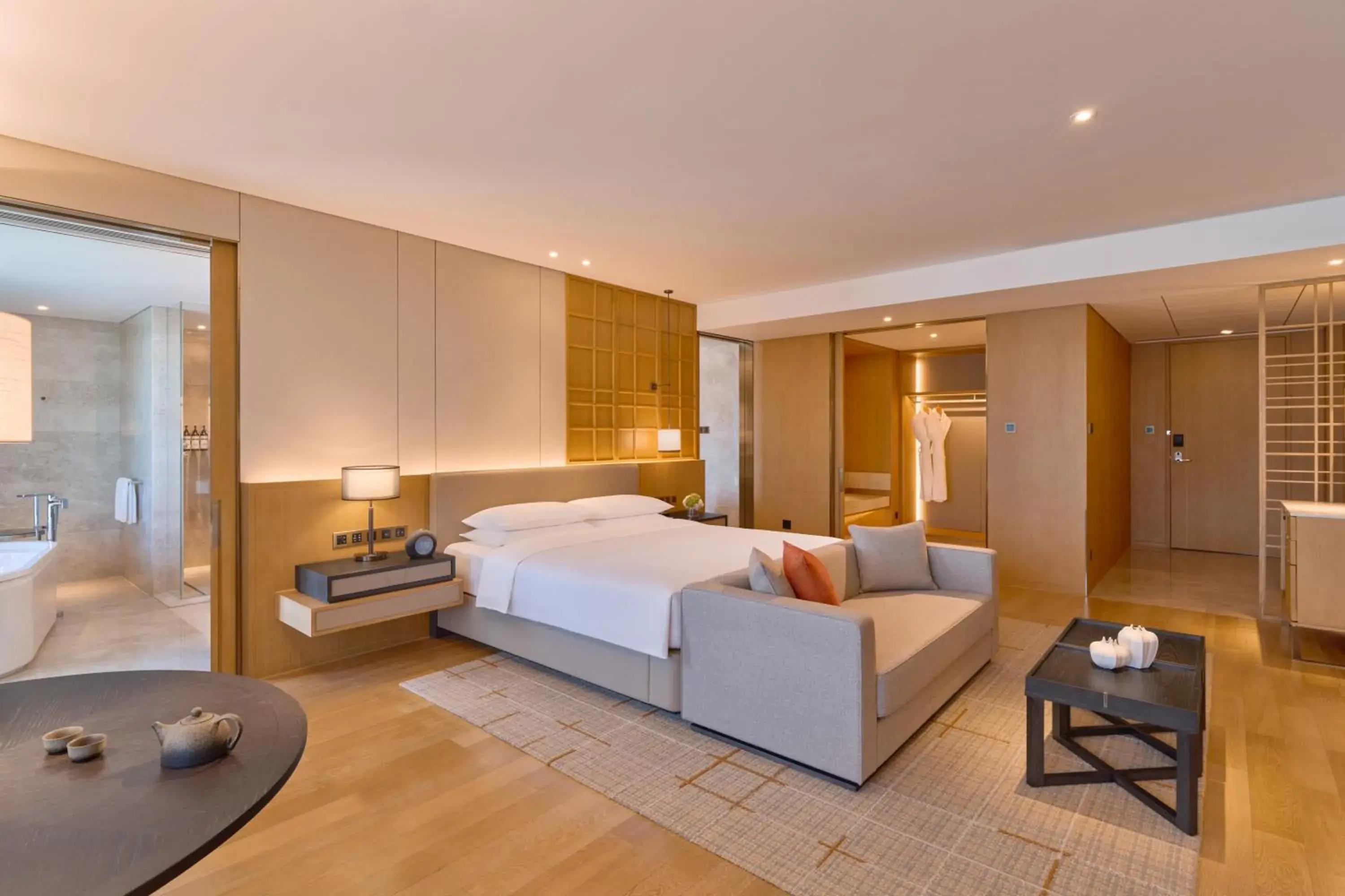 Bed in Hyatt Regency Shenzhen Airport Bed in Hyatt Regency Shenzhen Airport