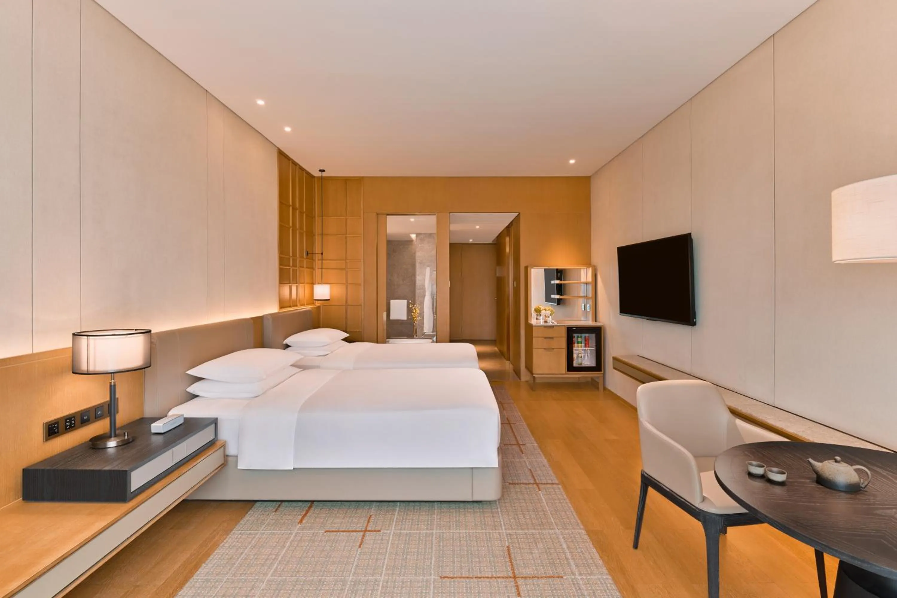 Bedroom, Bed in Hyatt Regency Shenzhen Airport