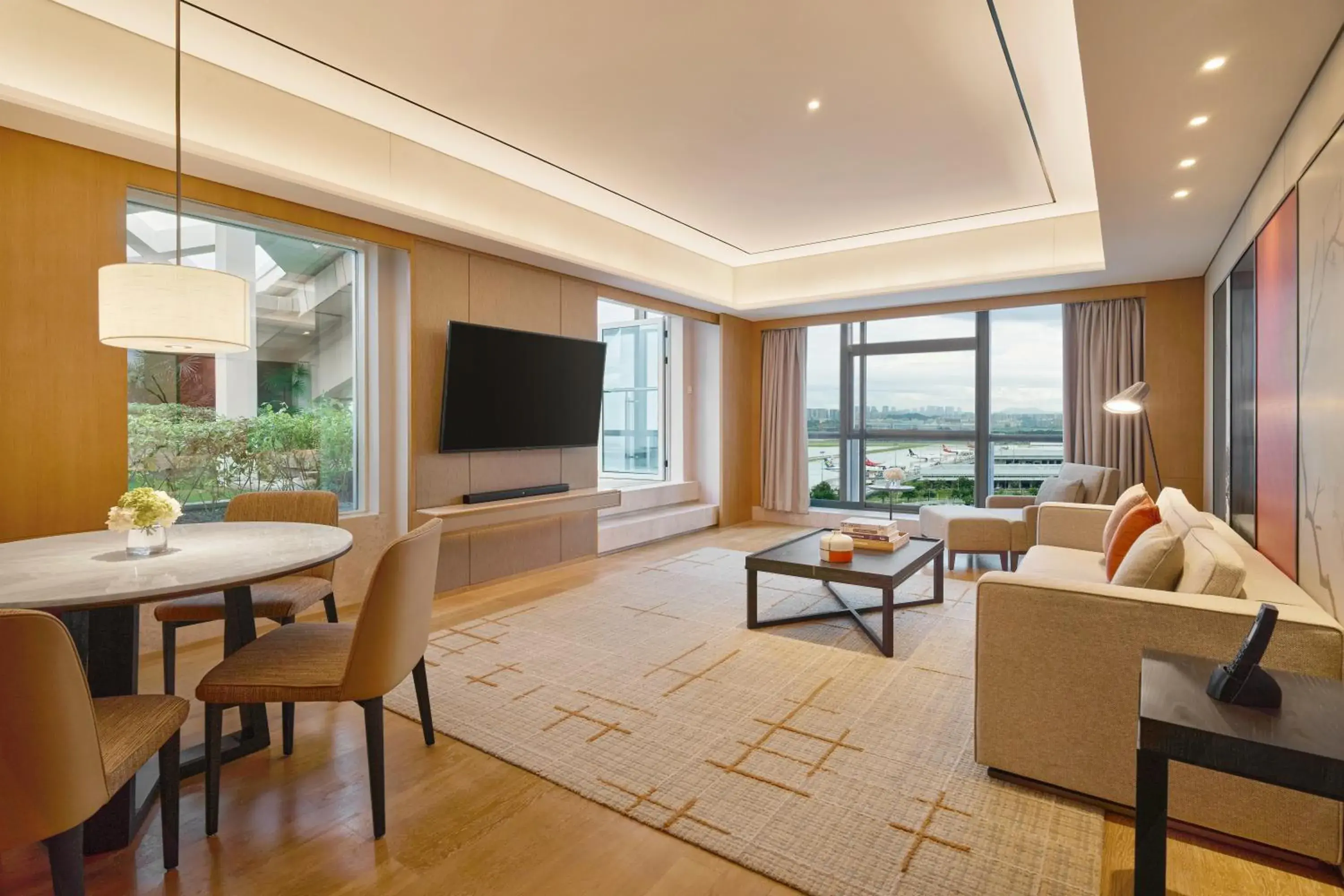 Living room in Hyatt Regency Shenzhen Airport Living room in Hyatt Regency Shenzhen Airport