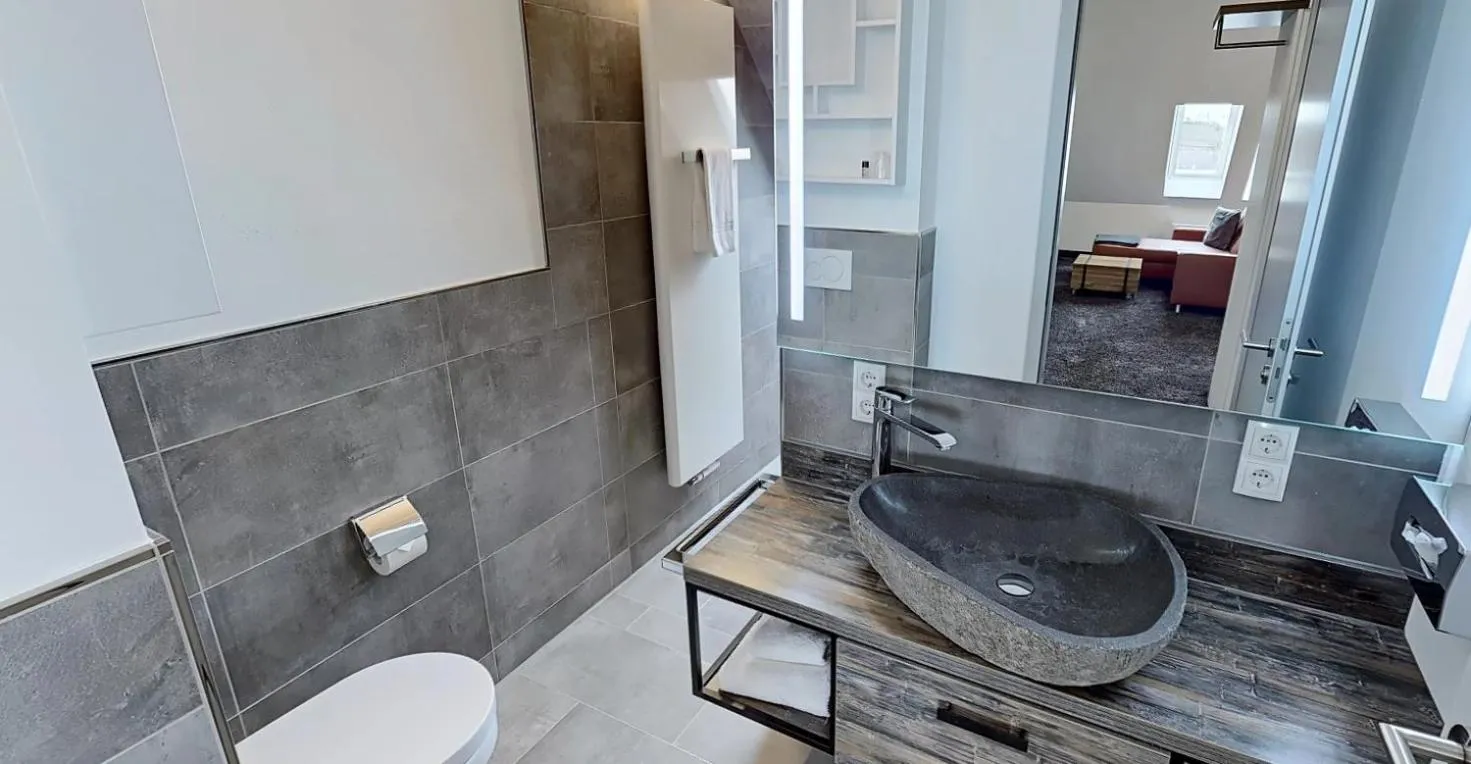 Bath in Boardinghouse Emden