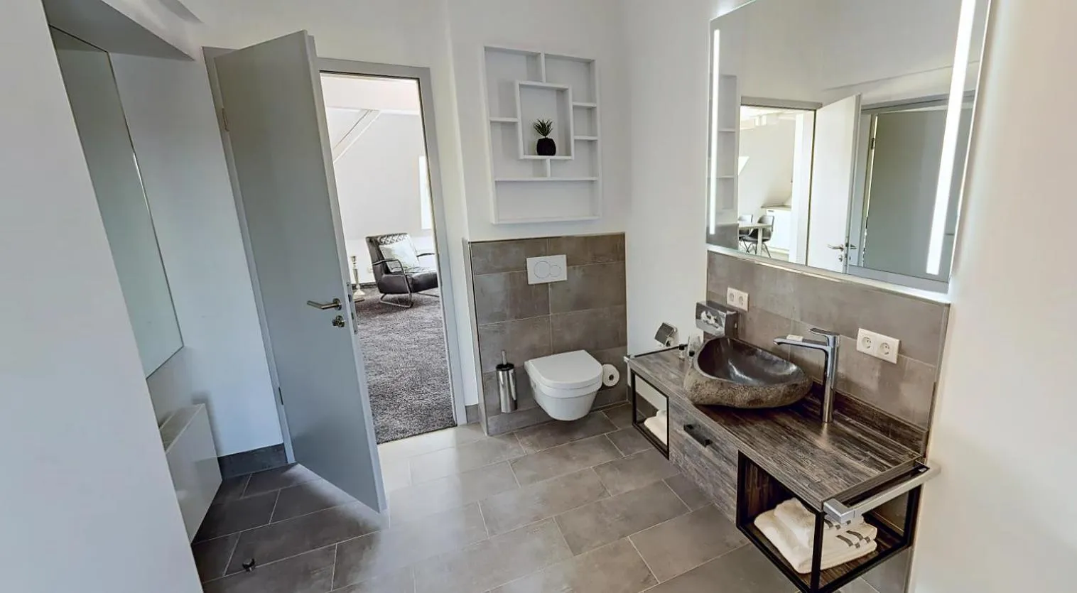 Toilet in Boardinghouse Emden