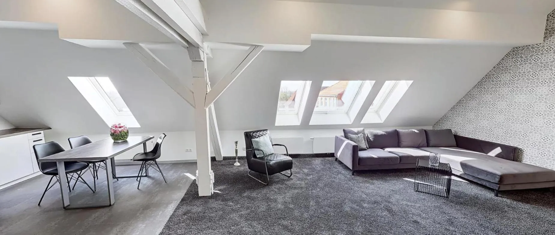 TV and multimedia in Boardinghouse Emden