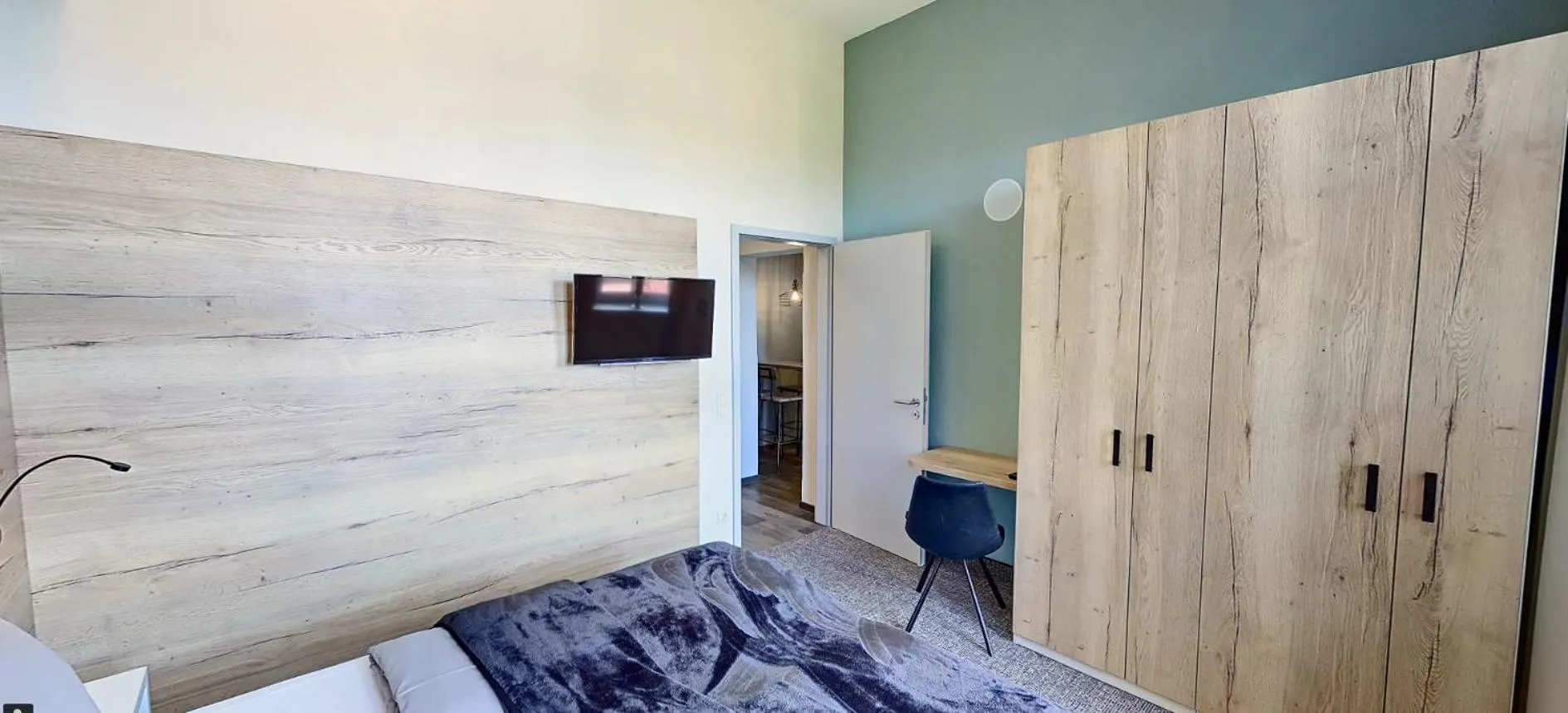 Bedroom, Bed in Boardinghouse Emden