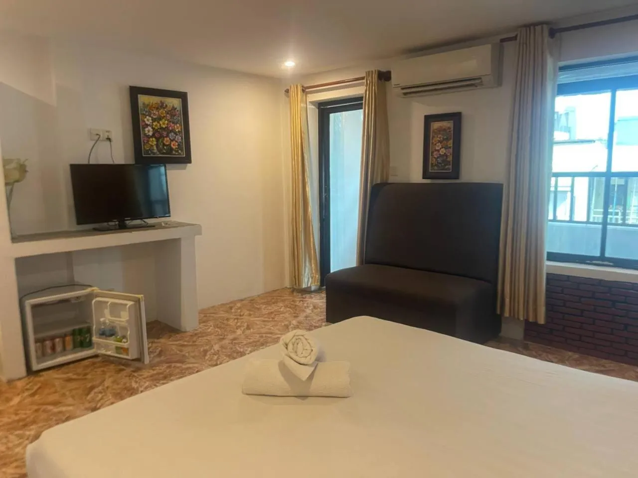 View (from property/room), Bed in Best Central Point Hotel