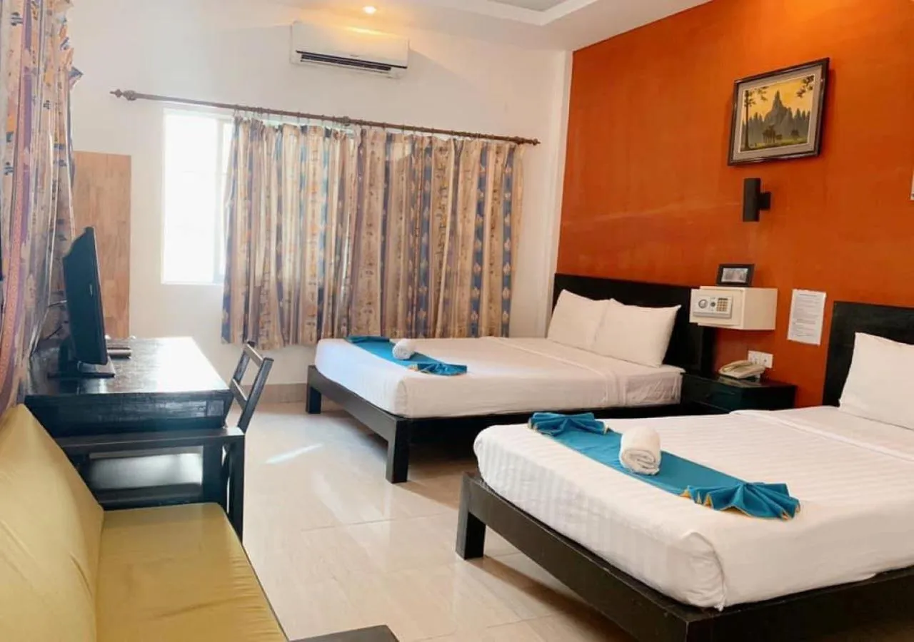 Bed in Best Central Point Hotel