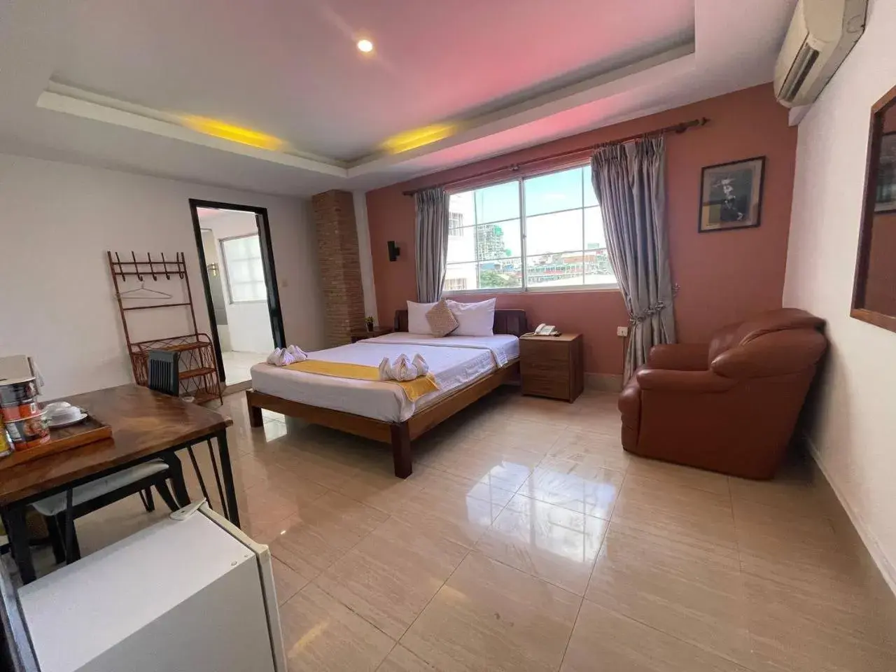 Bedroom, Bed in Best Central Point Hotel Bedroom, Bed in Best Central Point Hotel