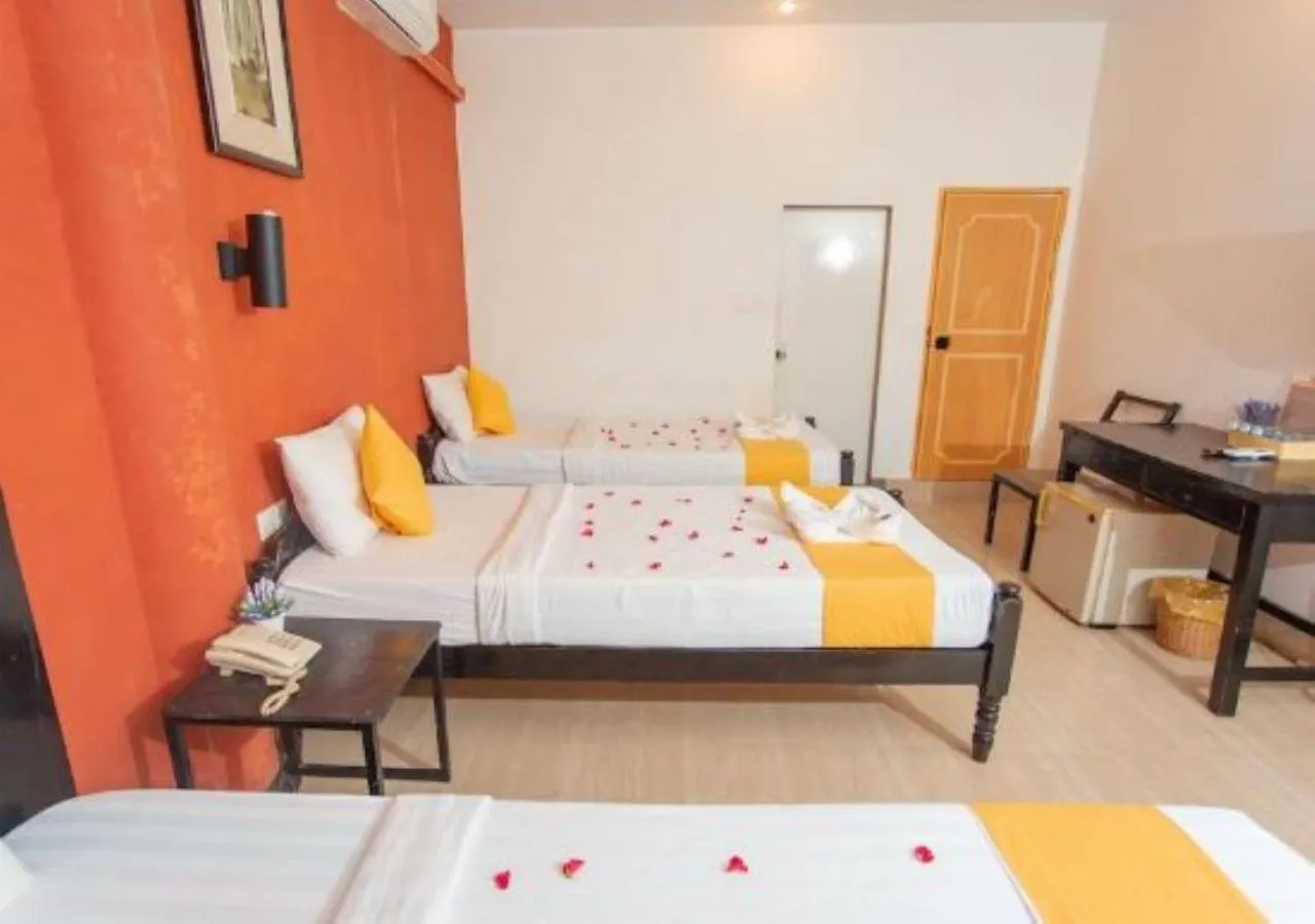 Bed in Best Central Point Hotel