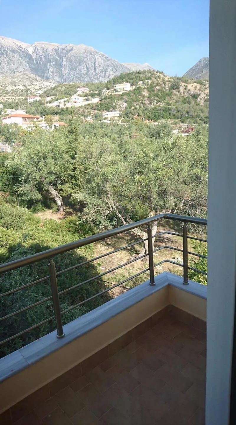 Dhori House Dhermi