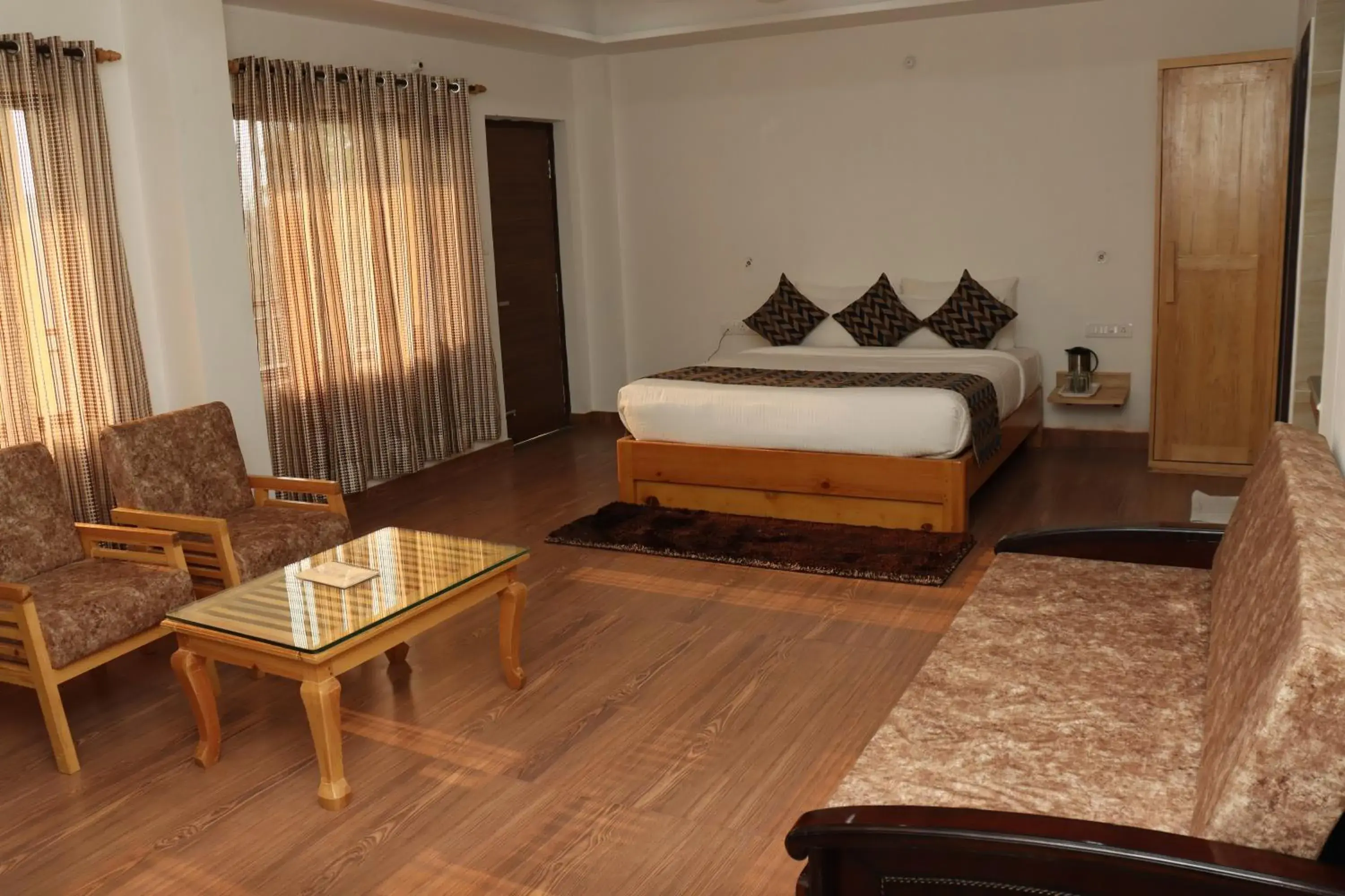 Aeradyo Inn Aeradyo Inn