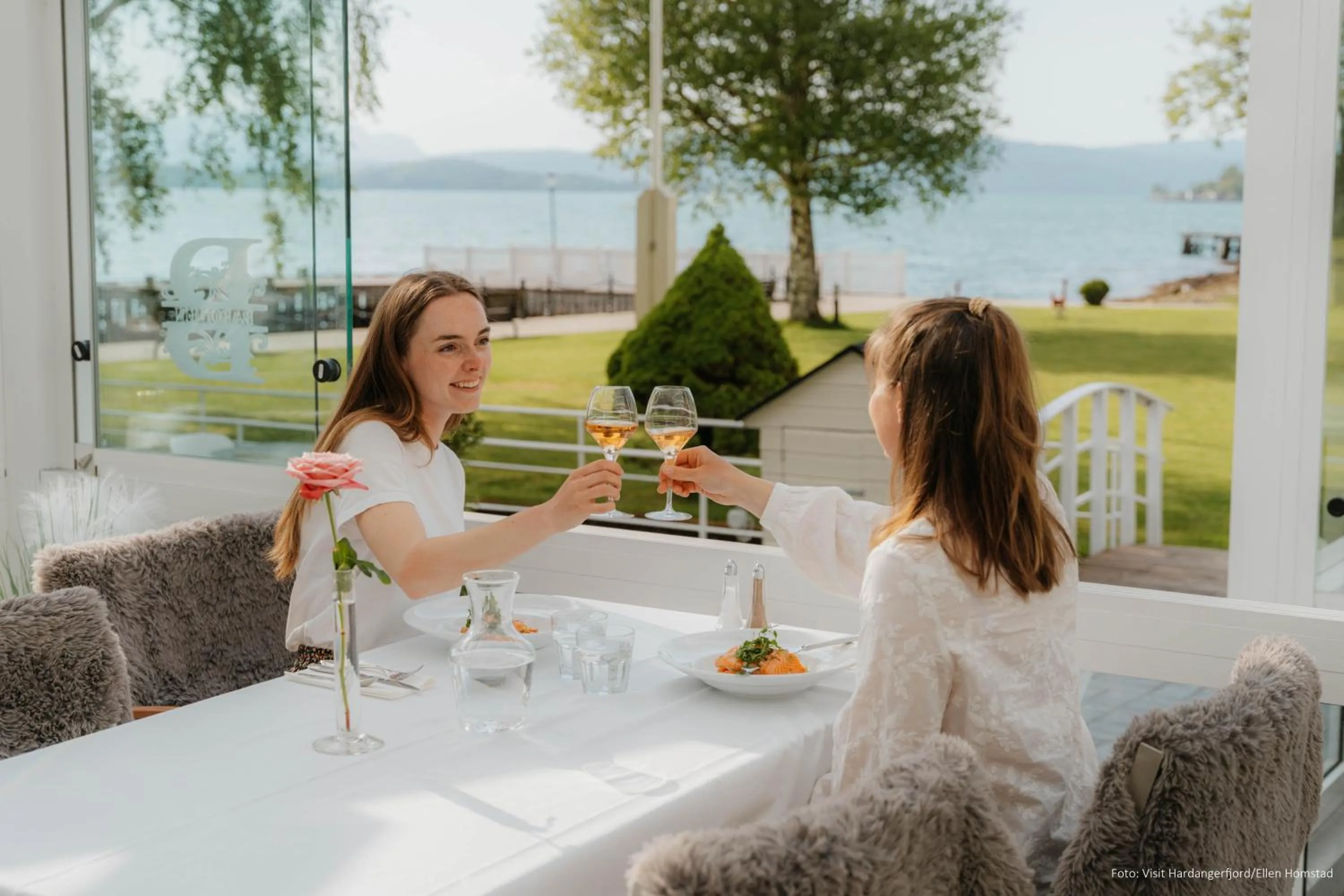 Restaurant/places to eat in Rosendal Fjordhotel