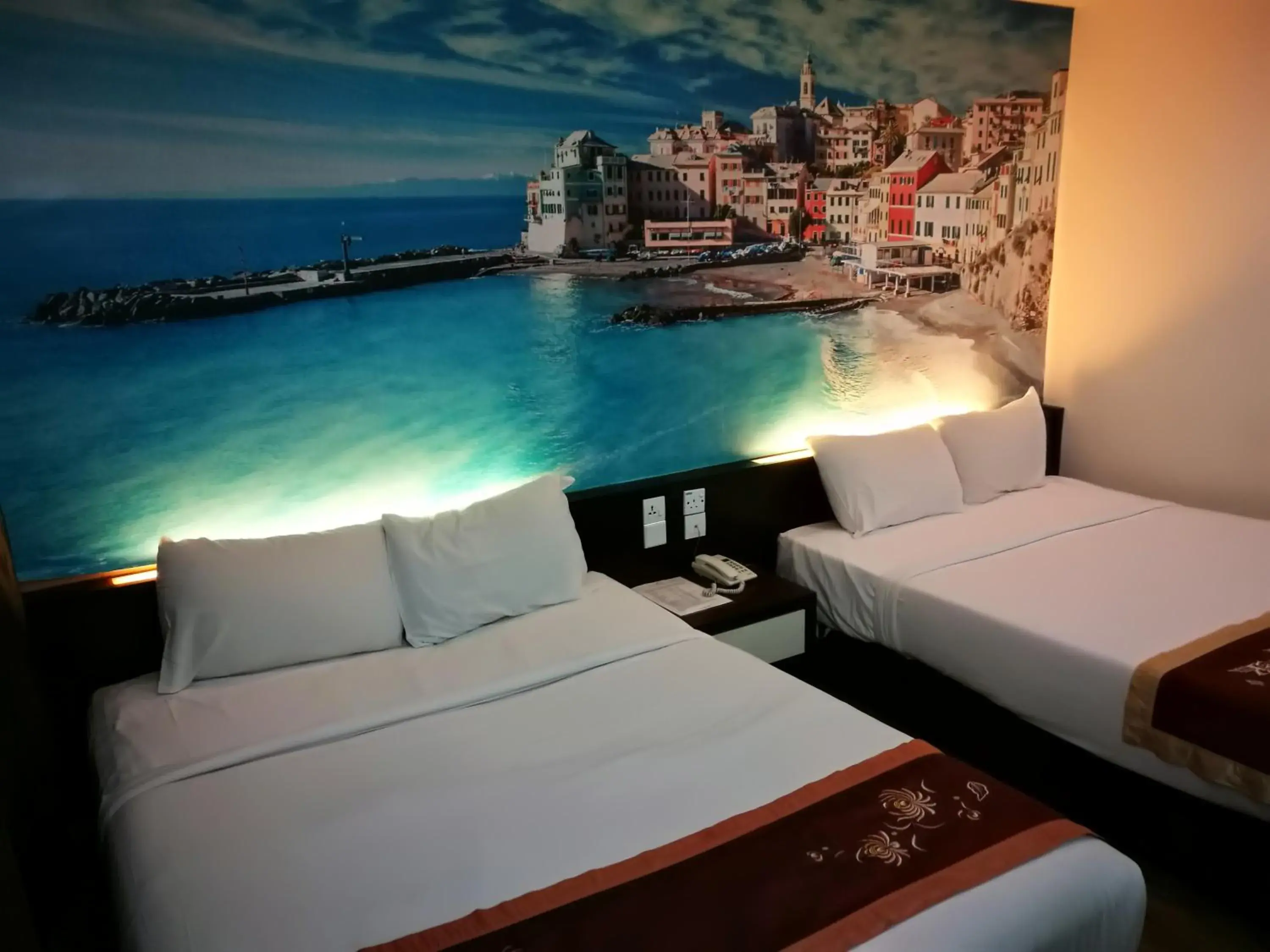 Bedroom, Bed in Swiss Hotel Kuala Lumpur