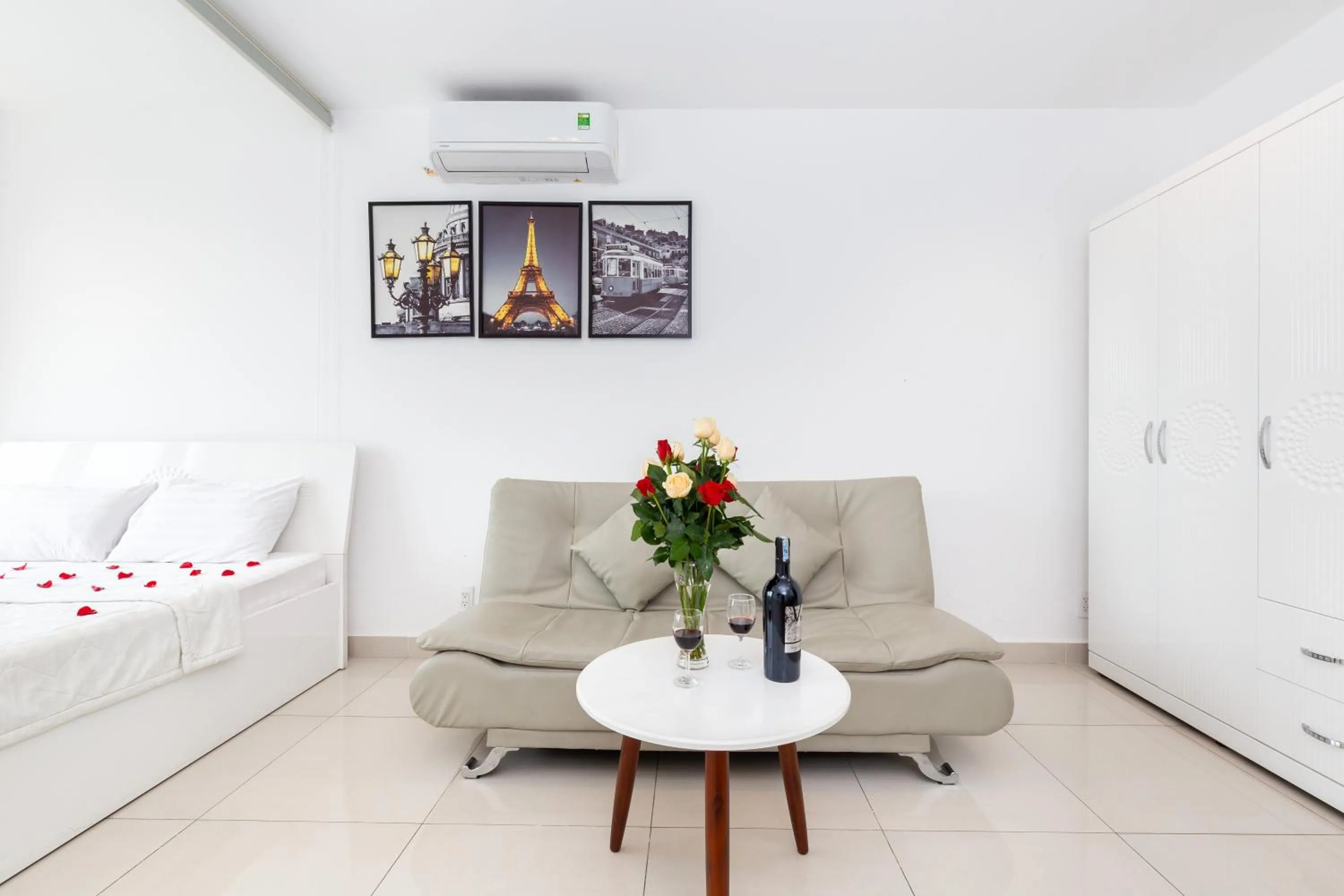 Sky Center Near Airport