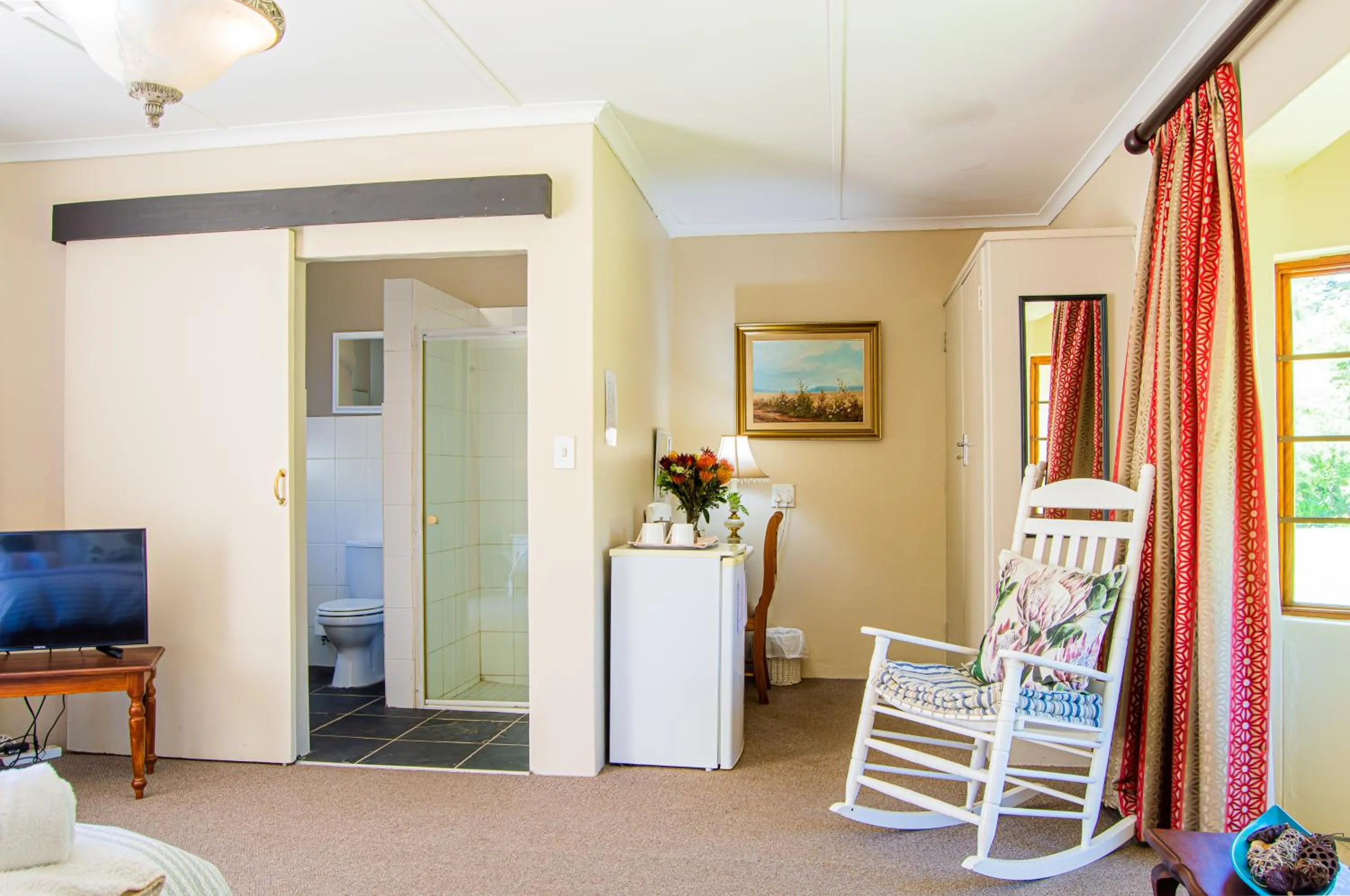 Seating area in Dunroamin Bed and Breakfast