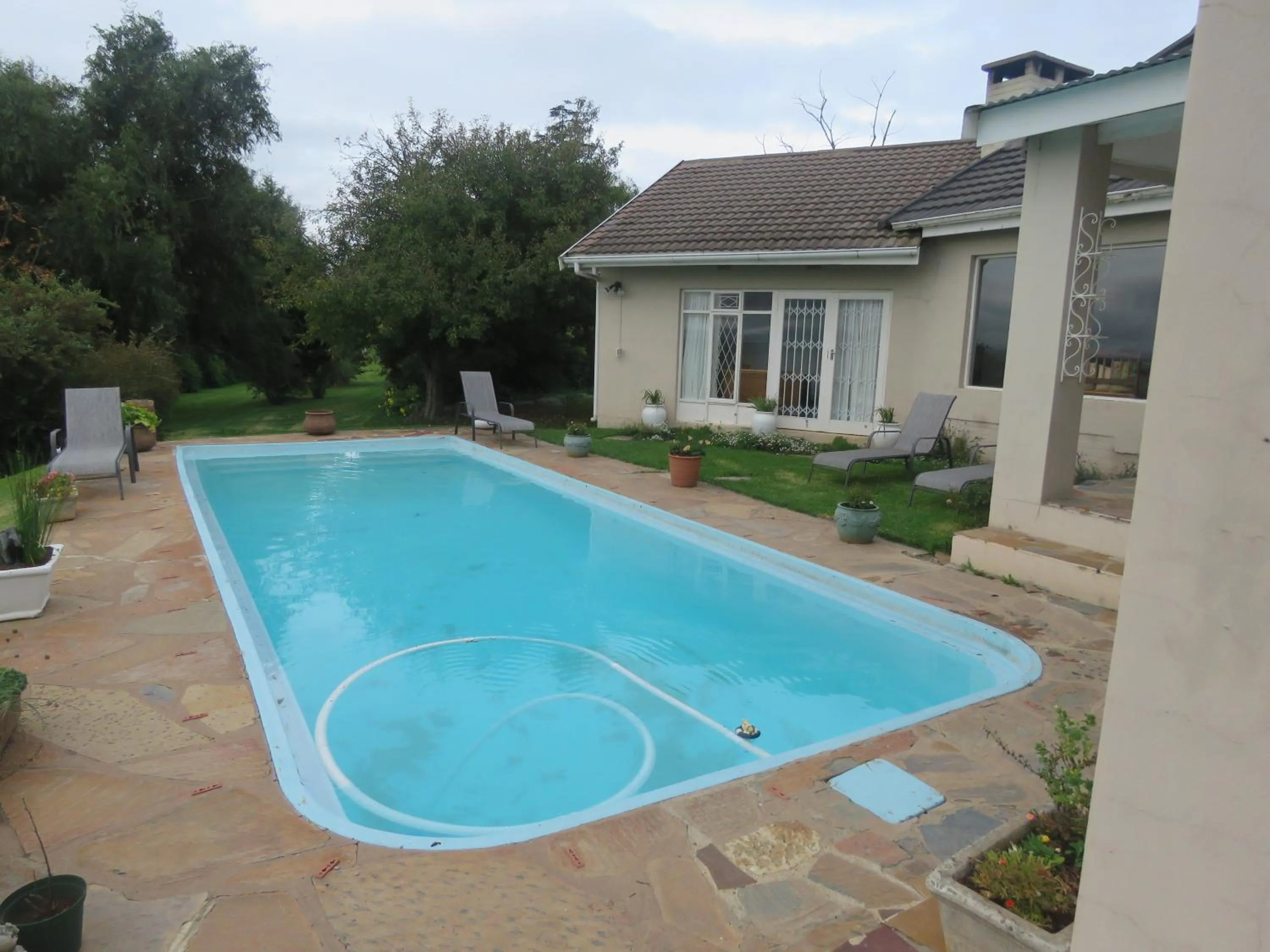 Pool view in Dunroamin Bed and Breakfast