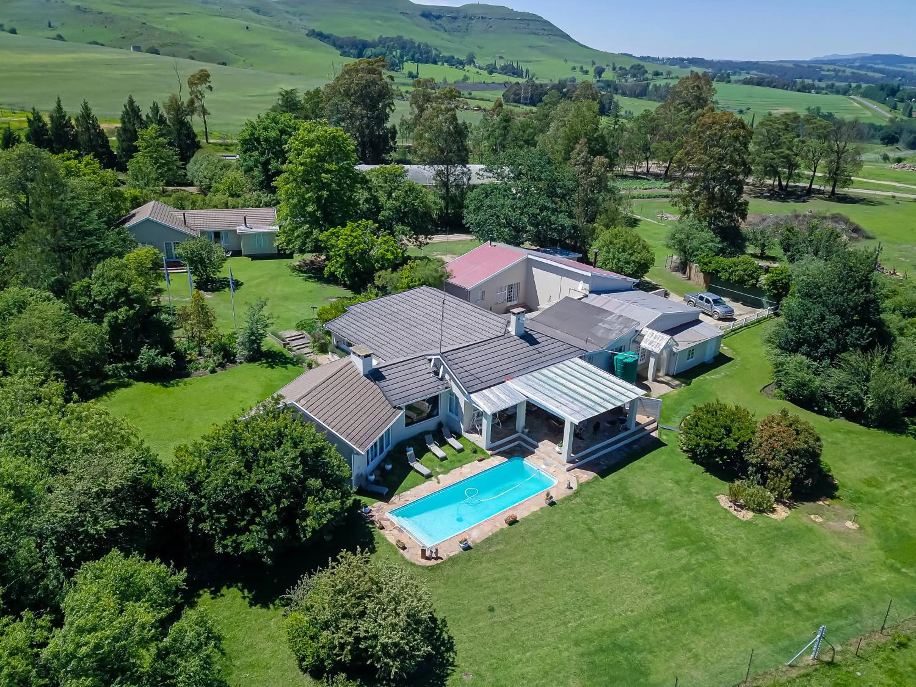 Property building in Dunroamin Bed and Breakfast