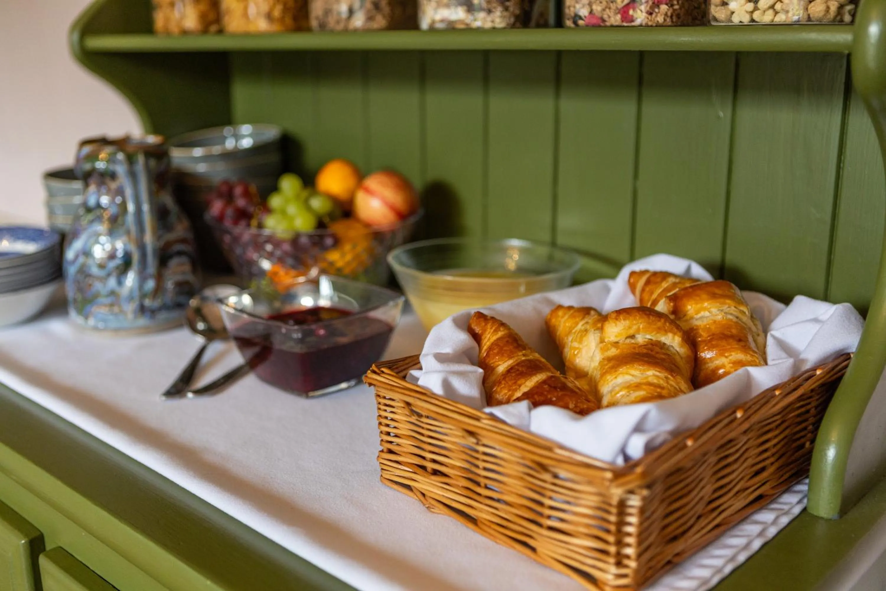 Breakfast in Oakfold House