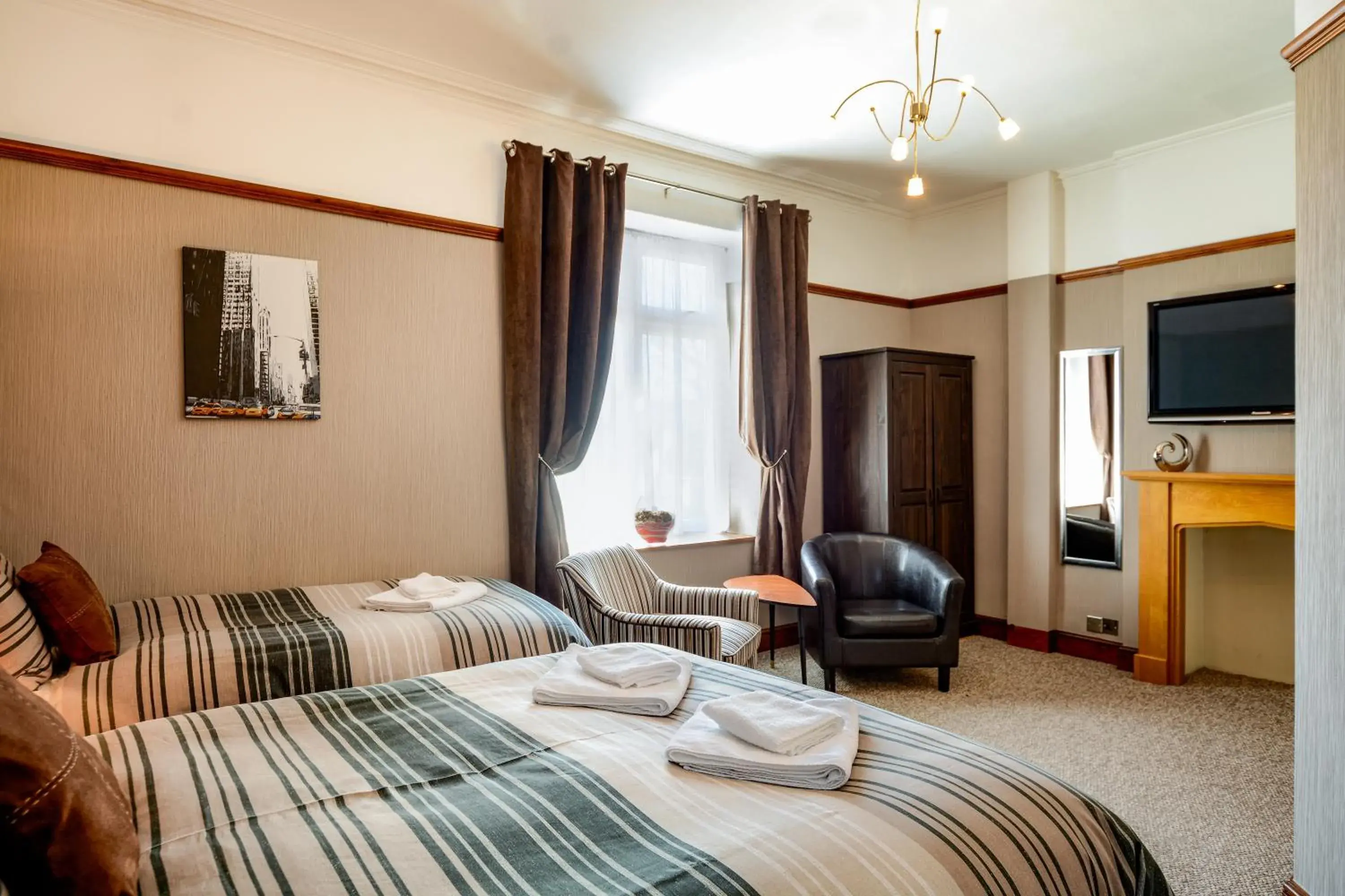 Bedroom, Bed in Tanes Hotel Bedroom, Bed in Tanes Hotel