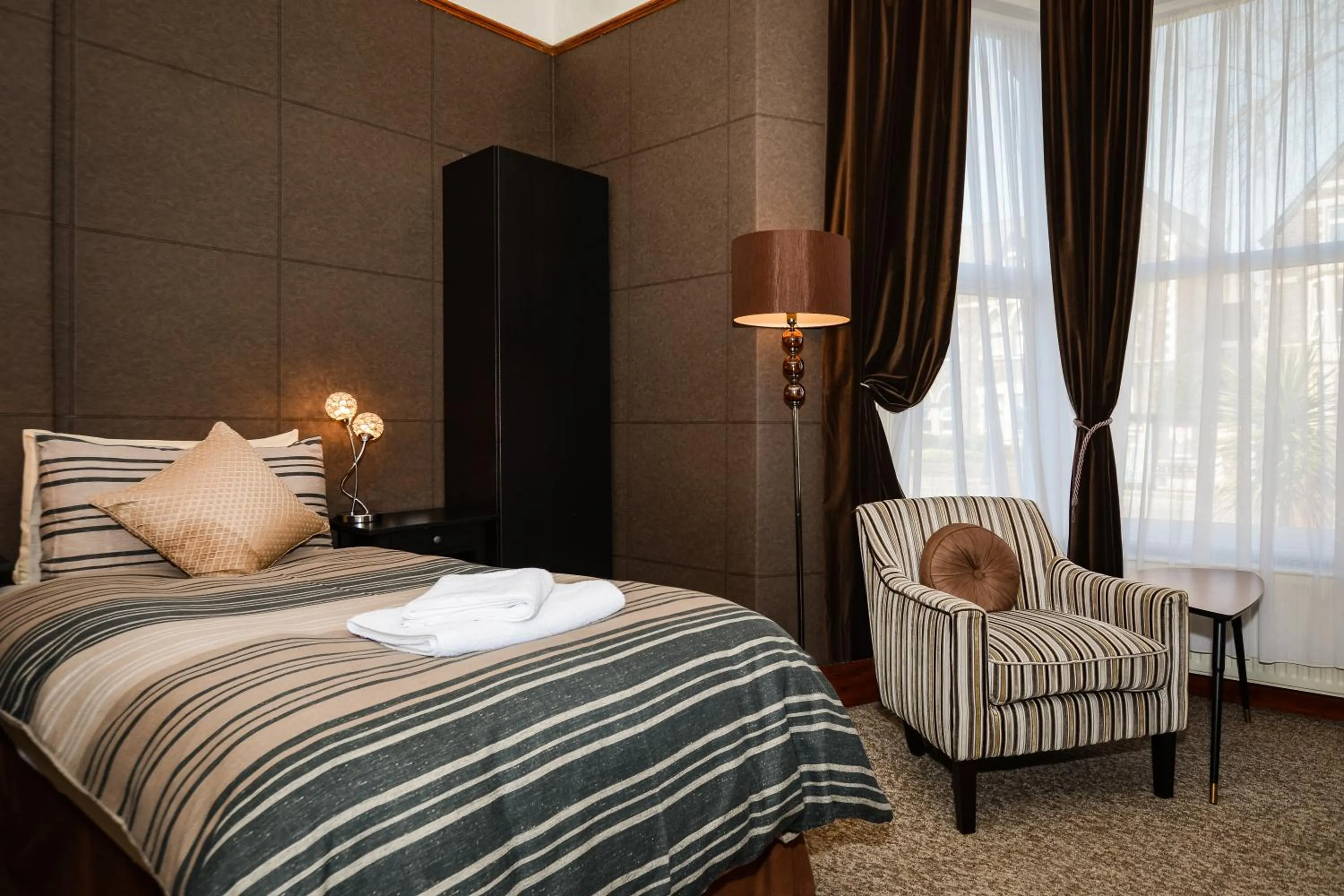 Bedroom, Bed in Tanes Hotel