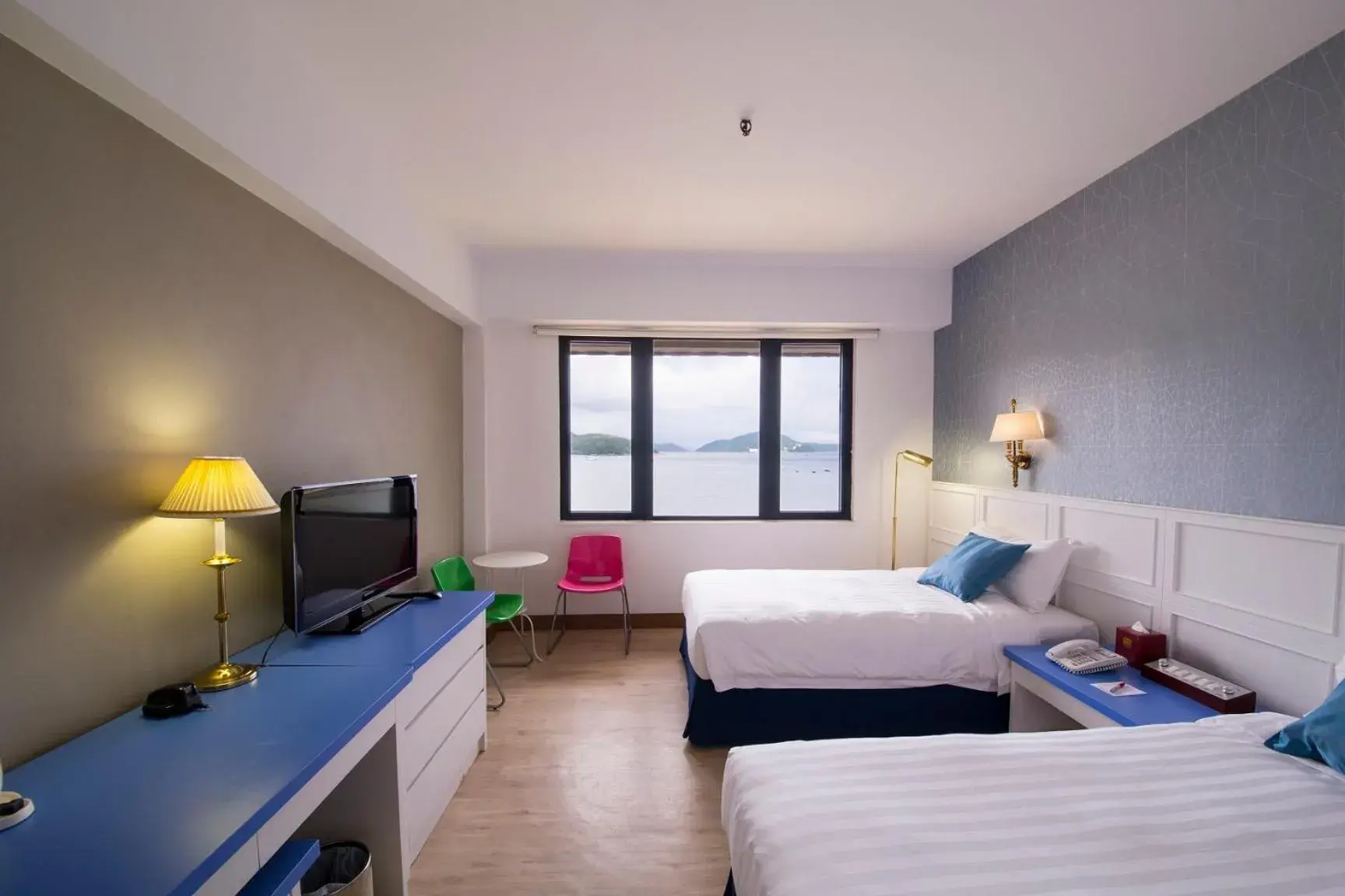 Bed in Silvermine Beach Resort Bed in Silvermine Beach Resort