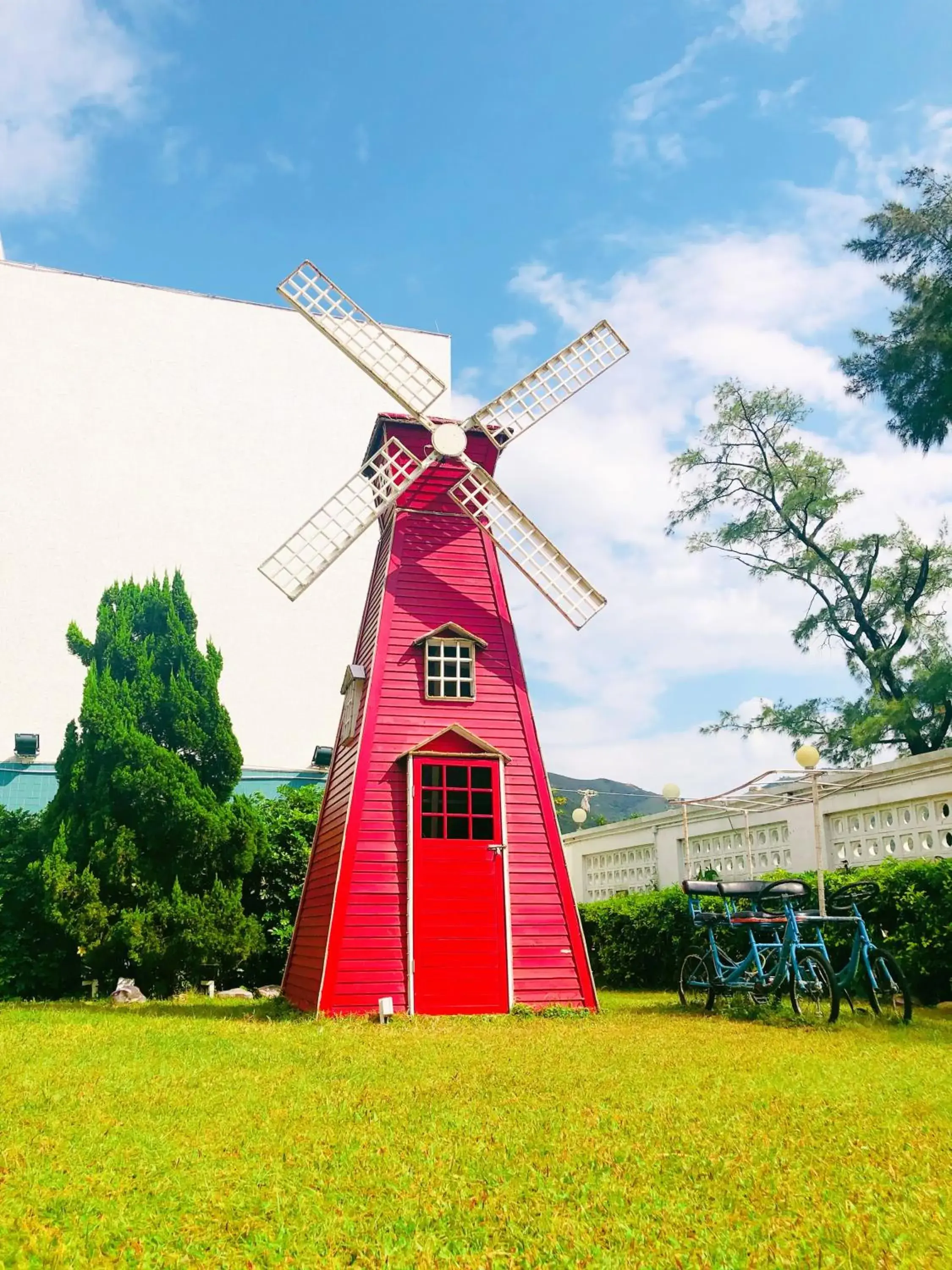 Property building in Silvermine Beach Resort Property building in Silvermine Beach Resort