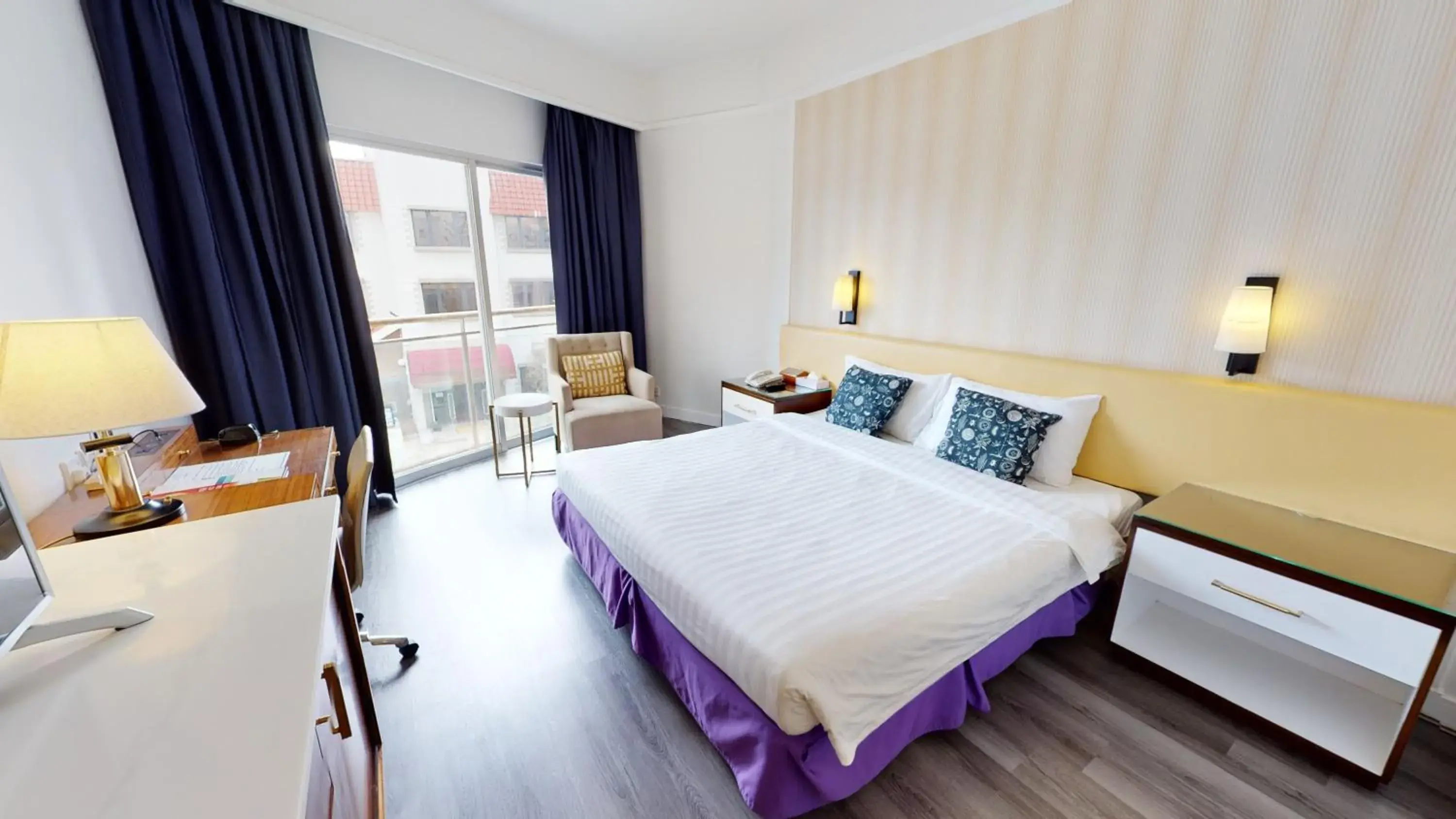 Garden View Double Room in Silvermine Beach Resort Garden View Double Room in Silvermine Beach Resort