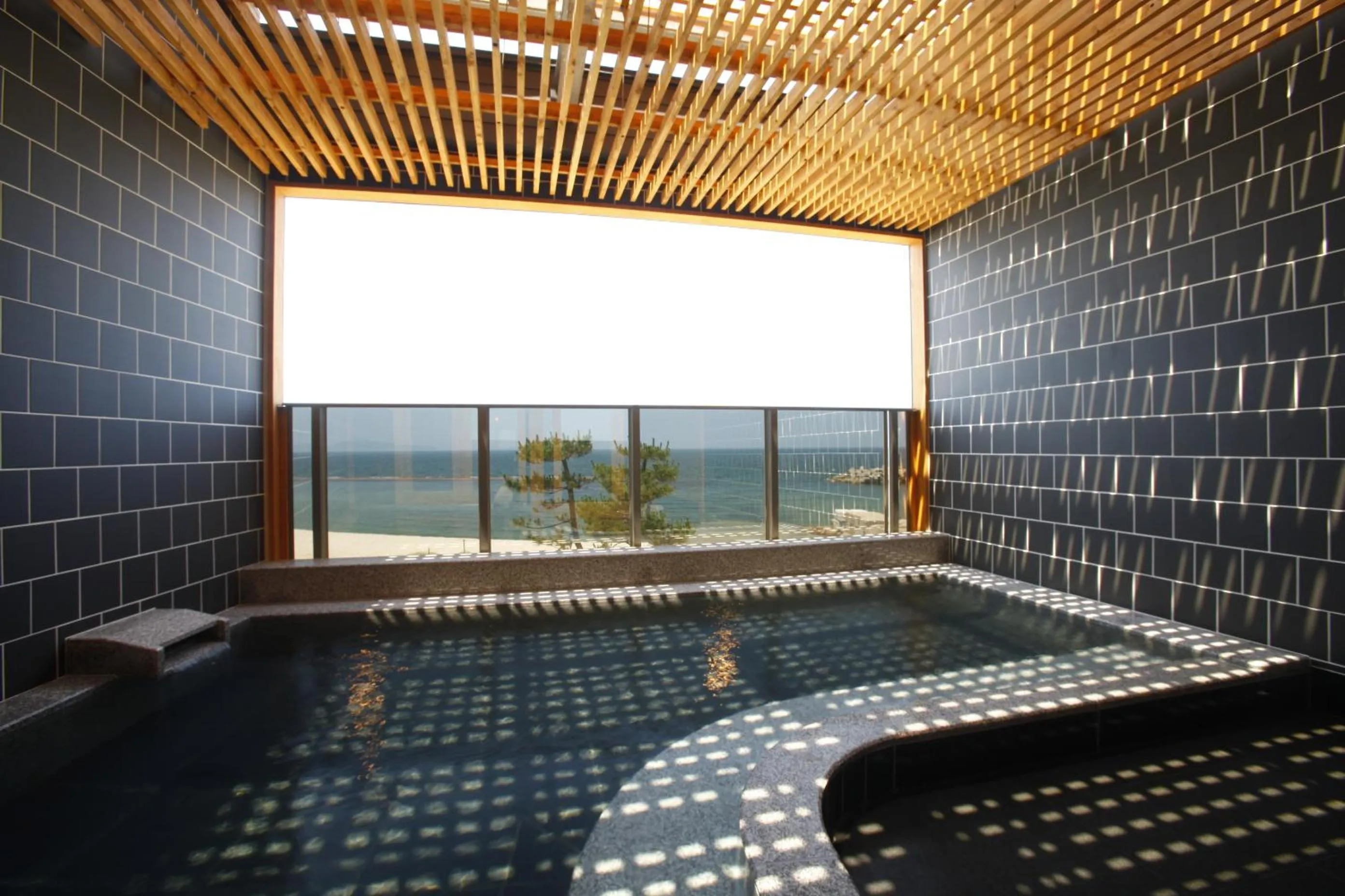 Bathroom in Bayside Square Kaike Hotel