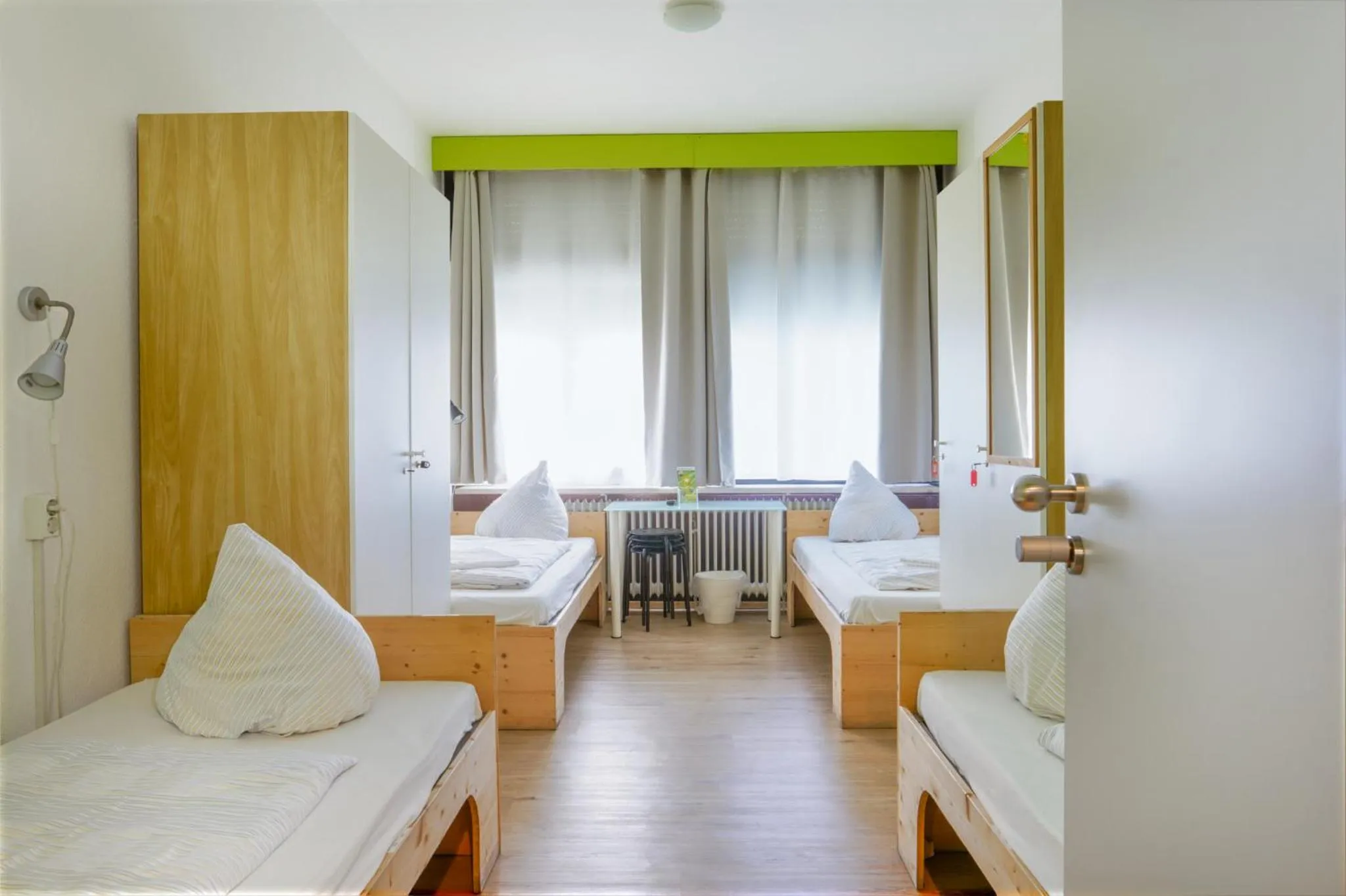 Bed in Hostel Gästehaus Kaiserpassage- Ihr Cityhostel