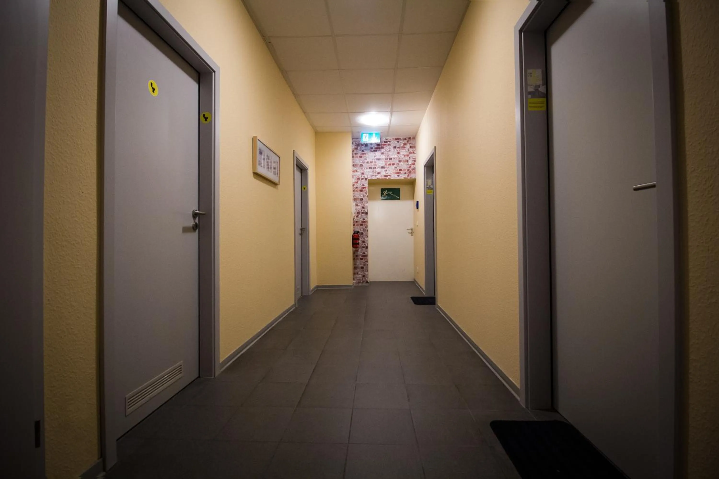 Property building in Hostel Gästehaus Kaiserpassage- Ihr Cityhostel