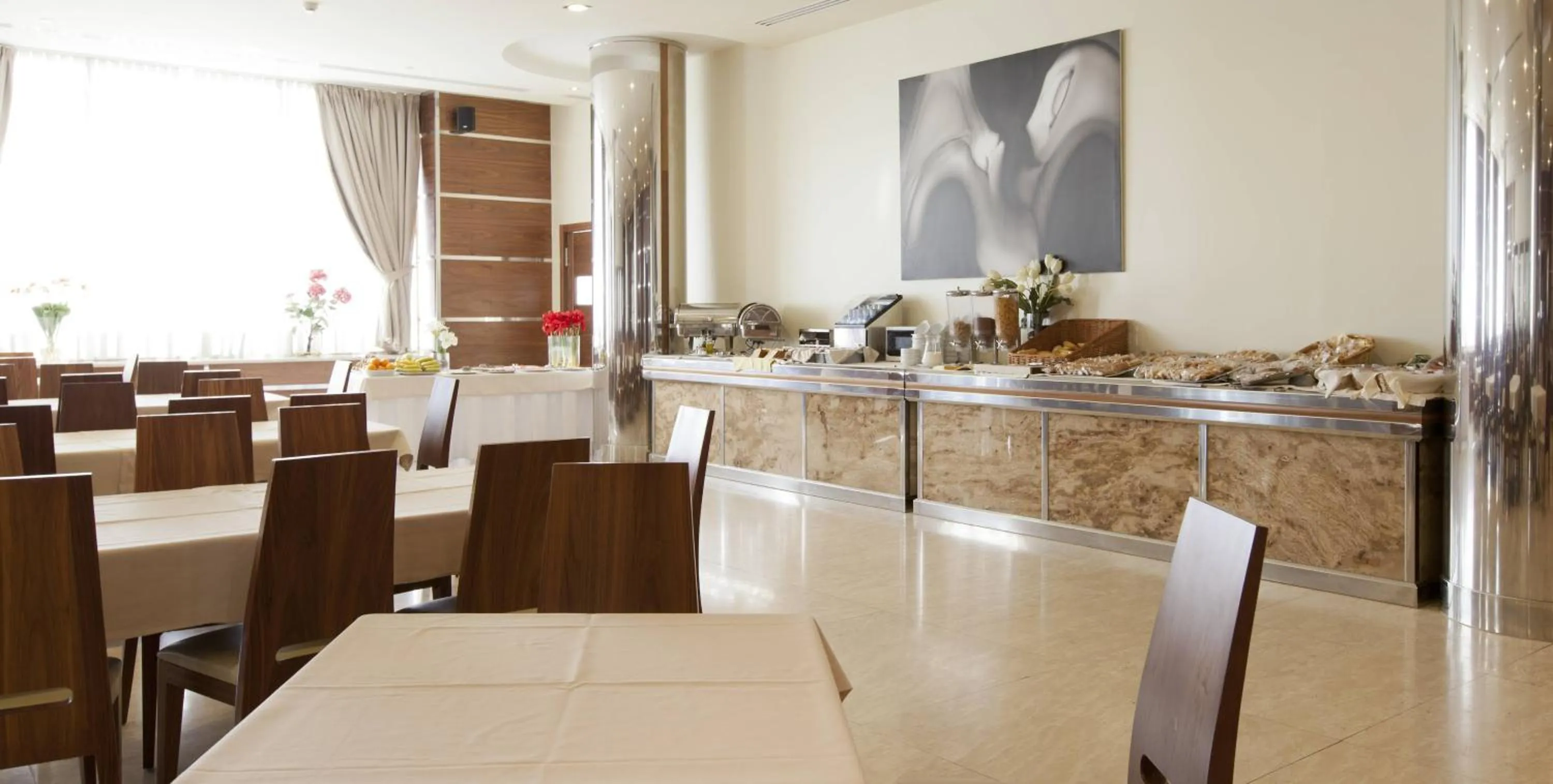 Restaurant/places to eat in Gran Hotel Corona Sol