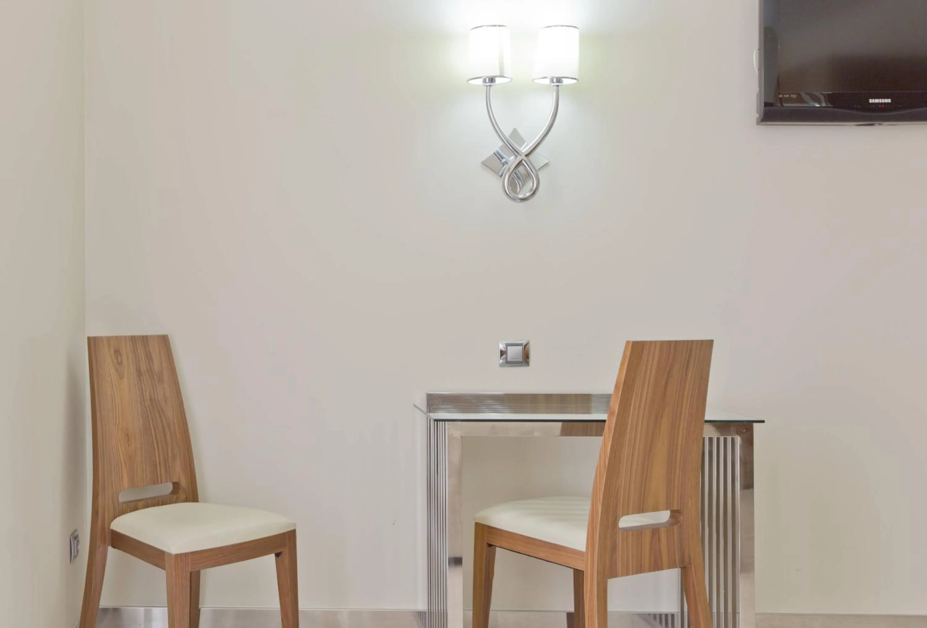 Seating area in Gran Hotel Corona Sol