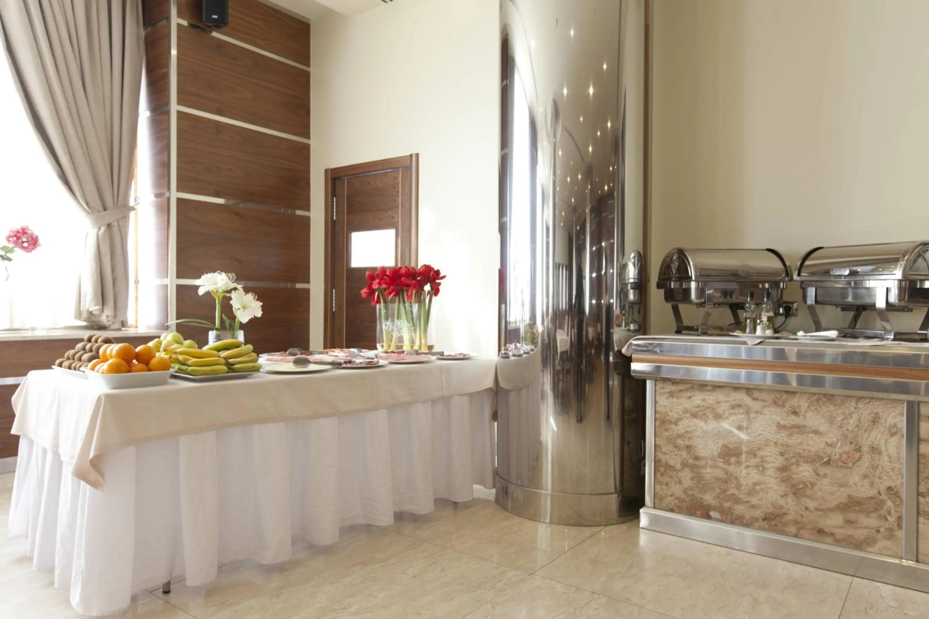 Restaurant/places to eat in Gran Hotel Corona Sol