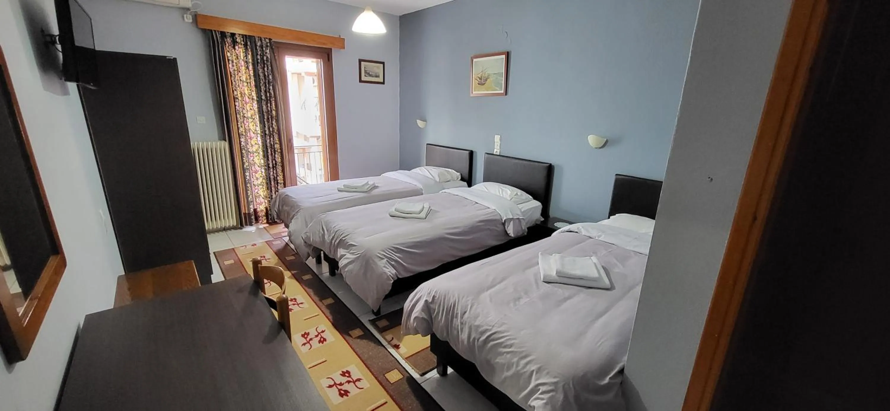 Bedroom, Bed in Domus Inn