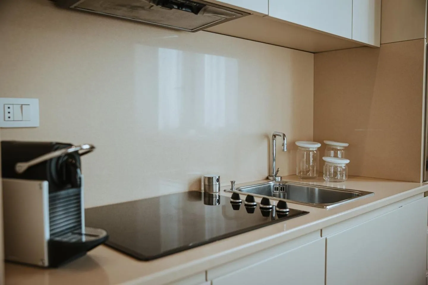 Coffee/tea facilities in Ascanio Sforza - Suites & Apartments