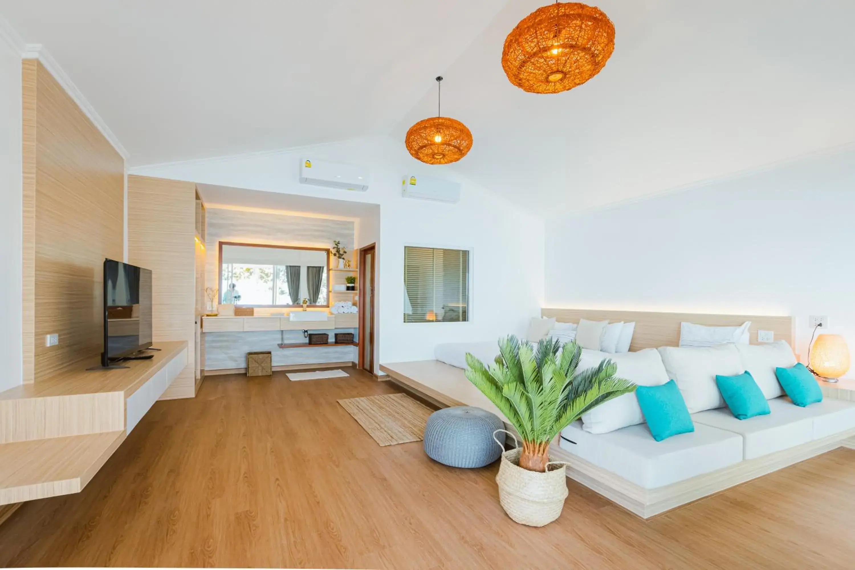 Photo of the whole room, Bed in Vimarn Samed Resort Photo of the whole room, Bed in Vimarn Samed Resort