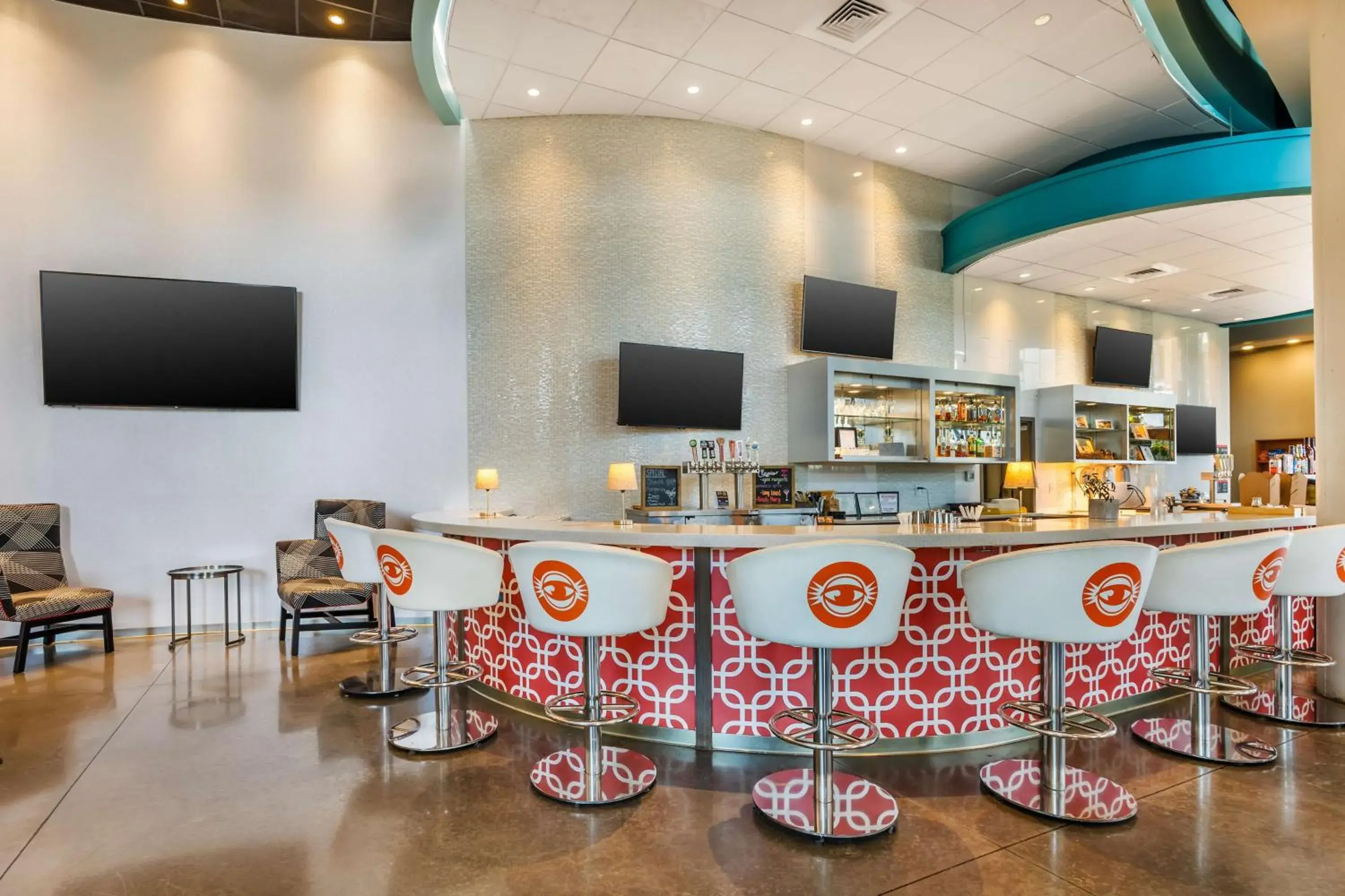 Lounge or bar in Vīb Best Western Springfield Lounge or bar in Vīb Best Western Springfield