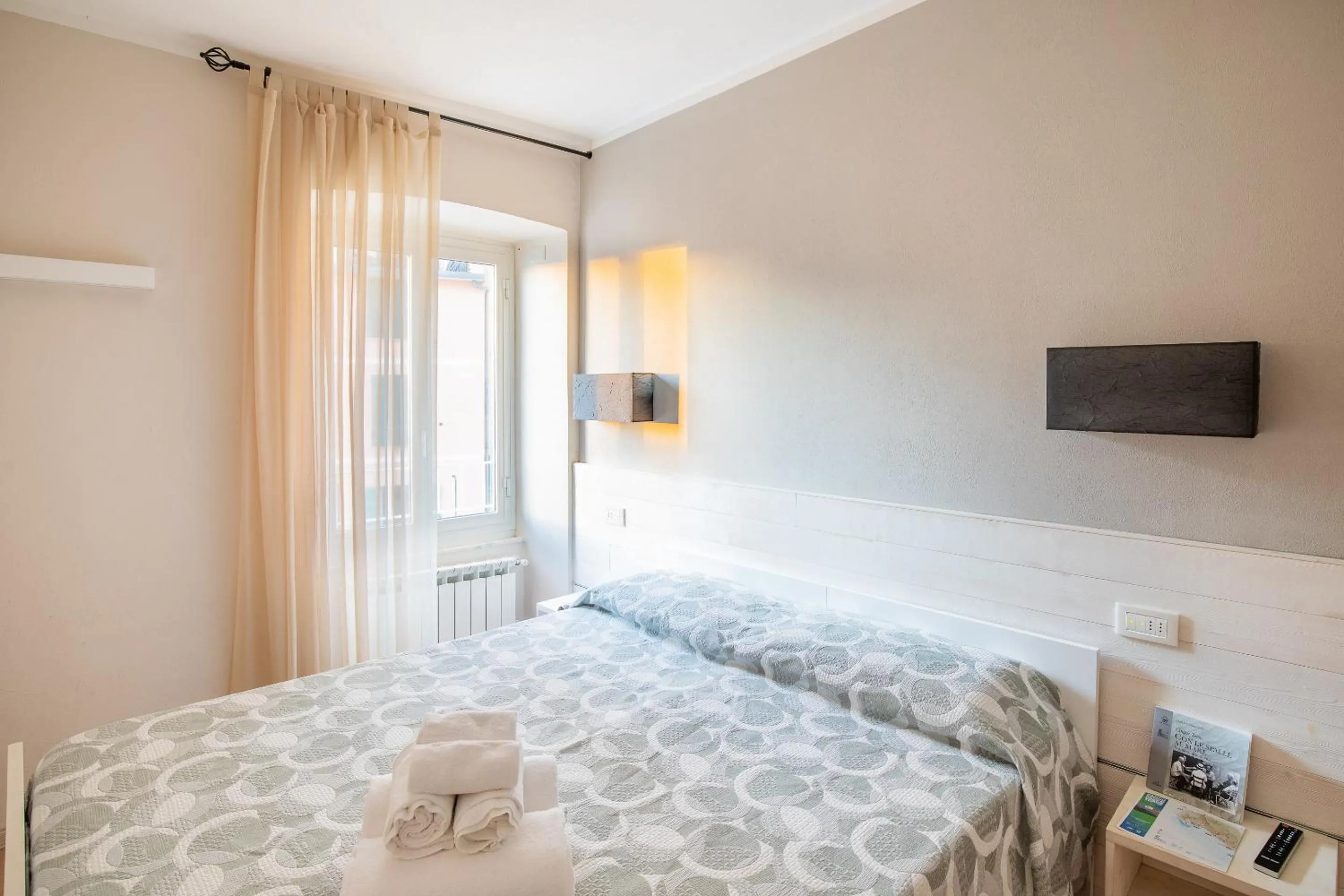 Triple Room with Sea View - single occupancy in Alla Marina Affittacamere