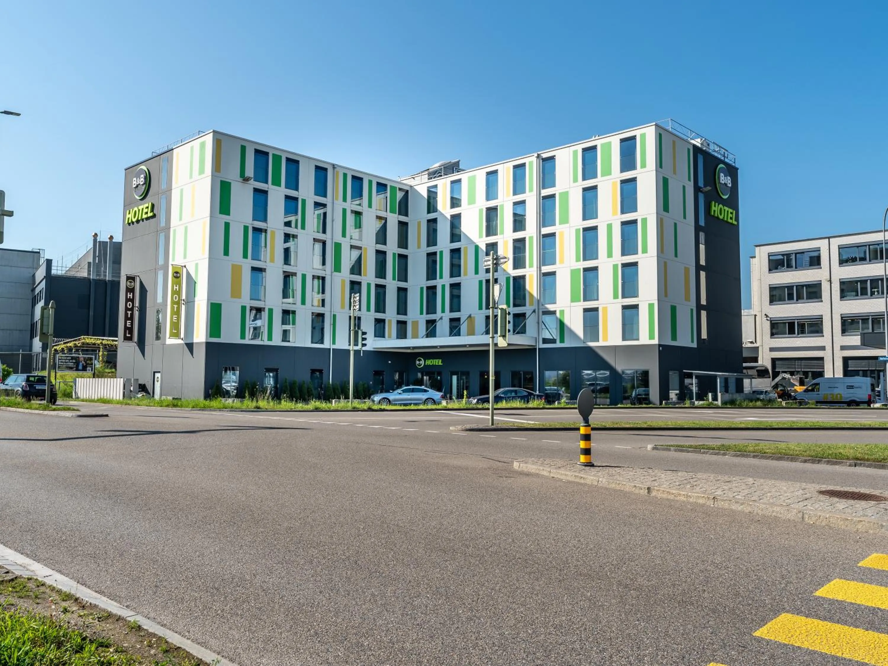 Property building in B&B HOTEL Zürich Airport