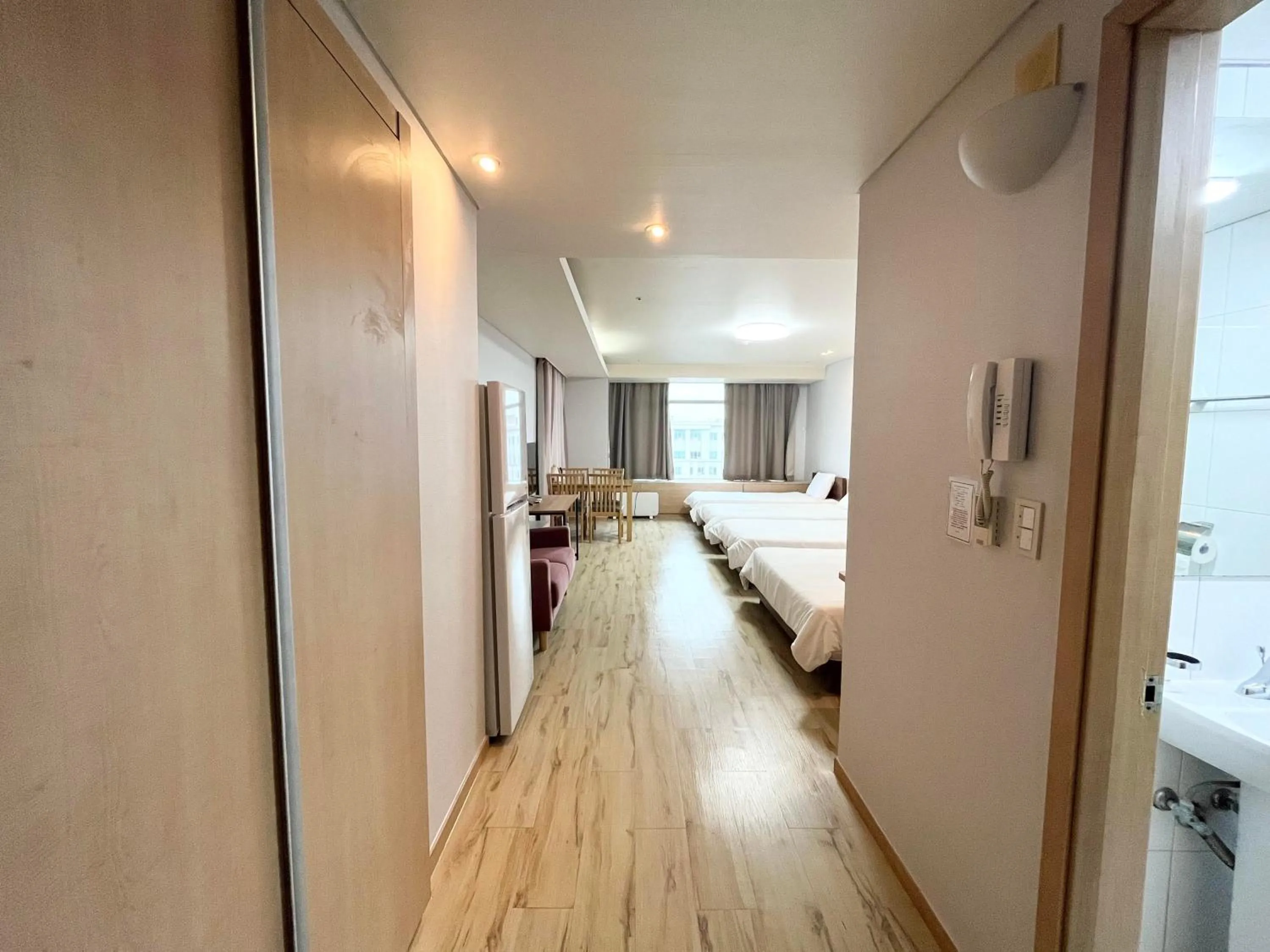 Photo of the whole room, Bed in Incheon Airport Guesthouse