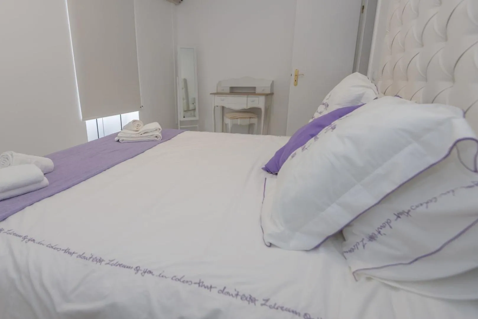 Bed in Espírito Santo - AL