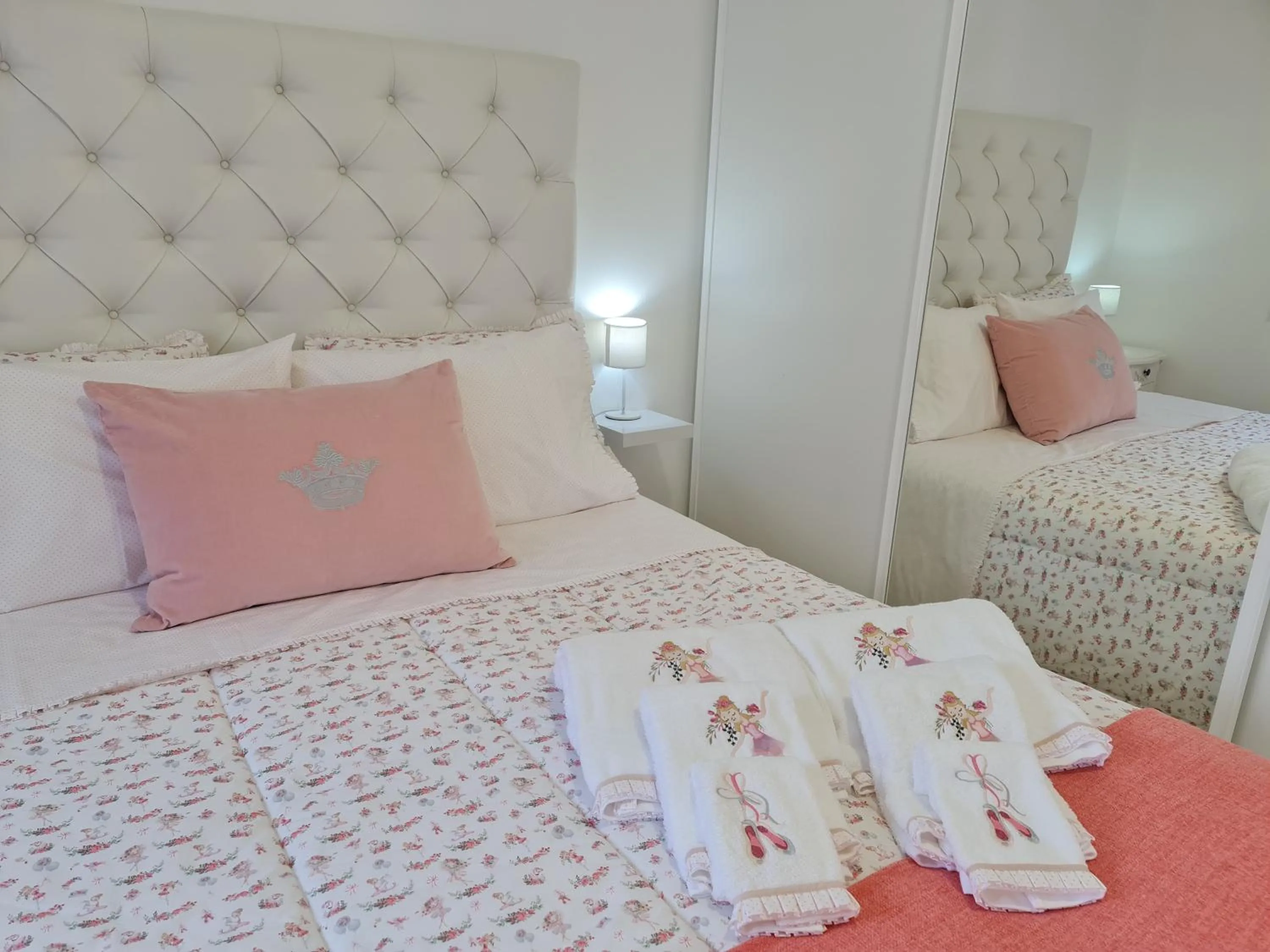 Bed in Espírito Santo - AL