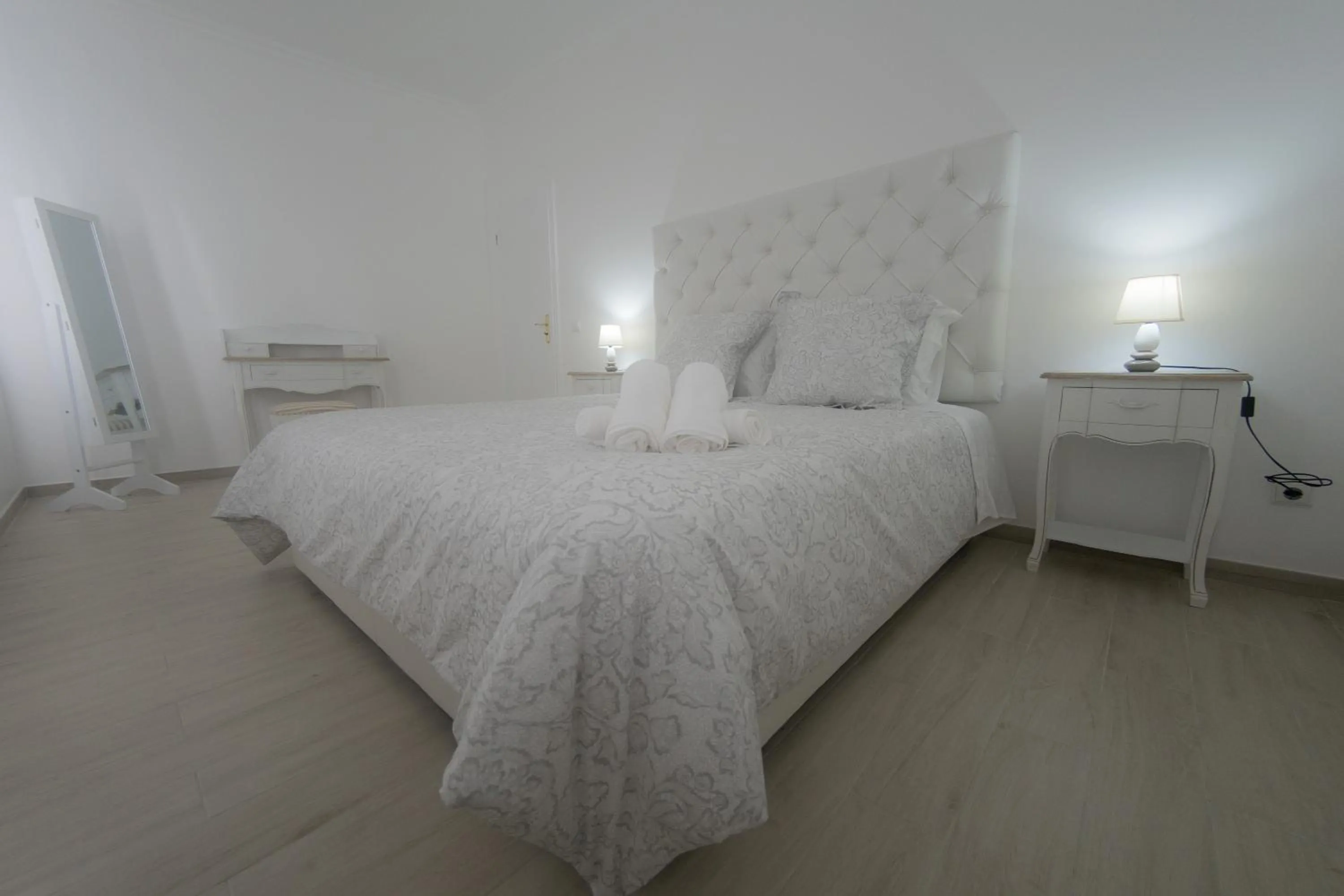 Bed in Espírito Santo - AL