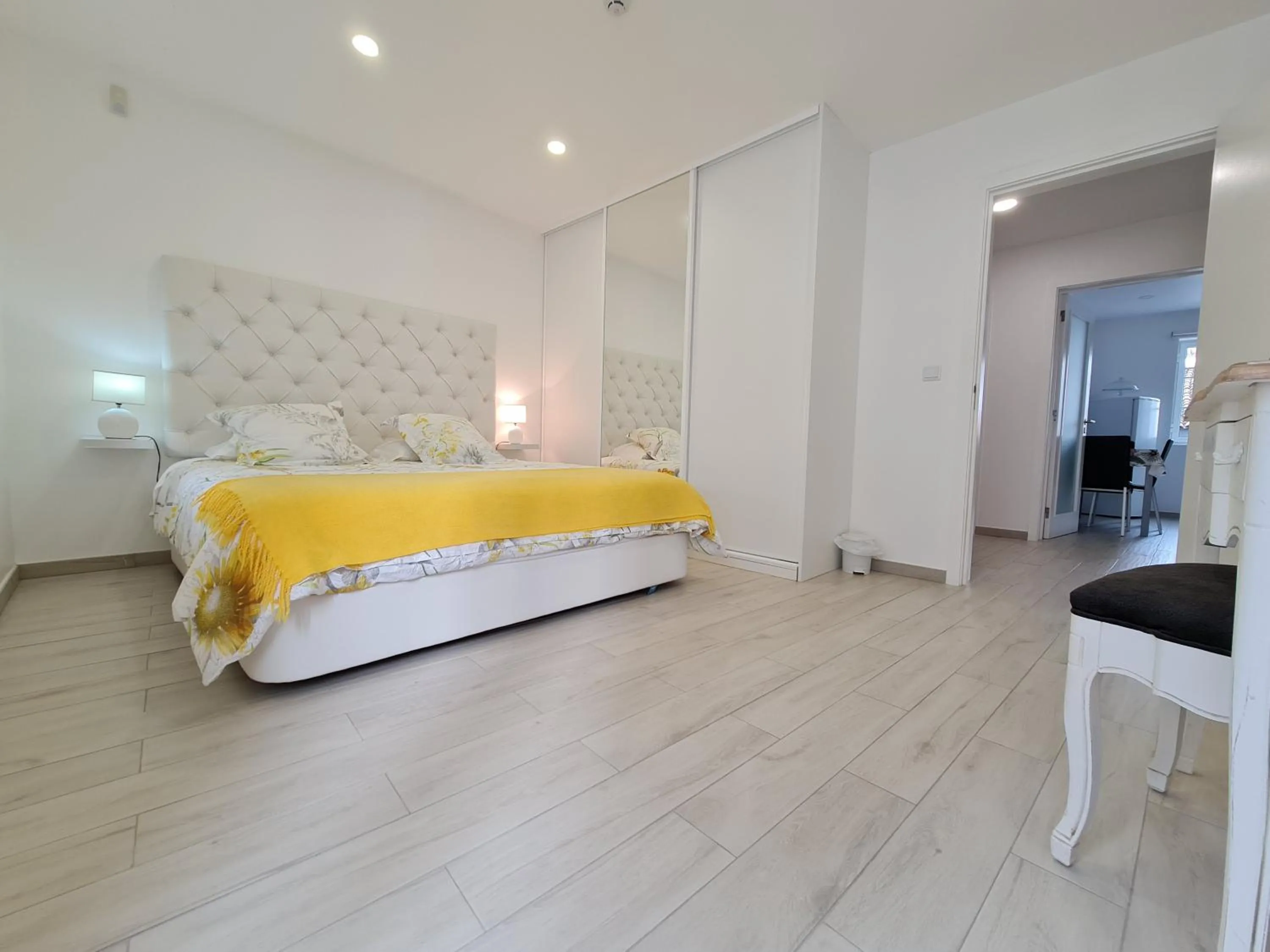 Bed in Espírito Santo - AL