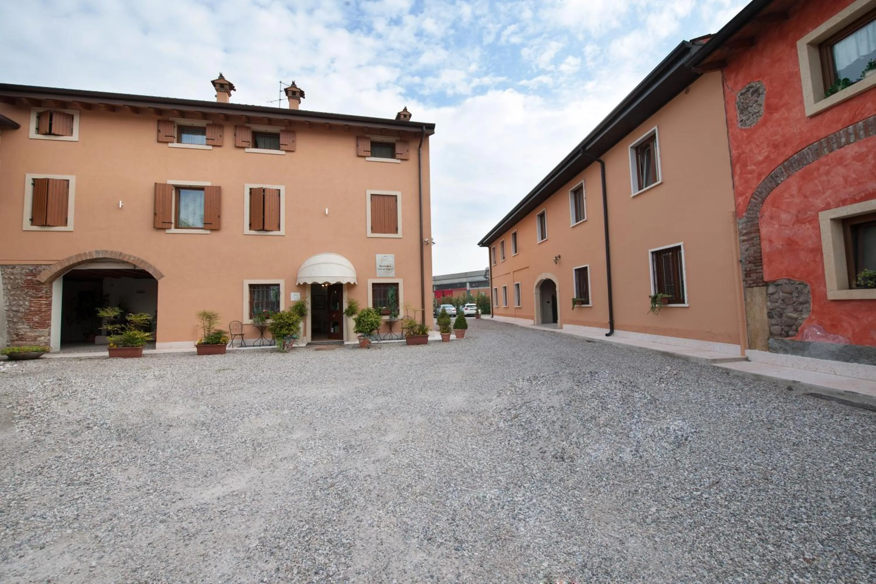 Facade/entrance in Residence Cà di Capri