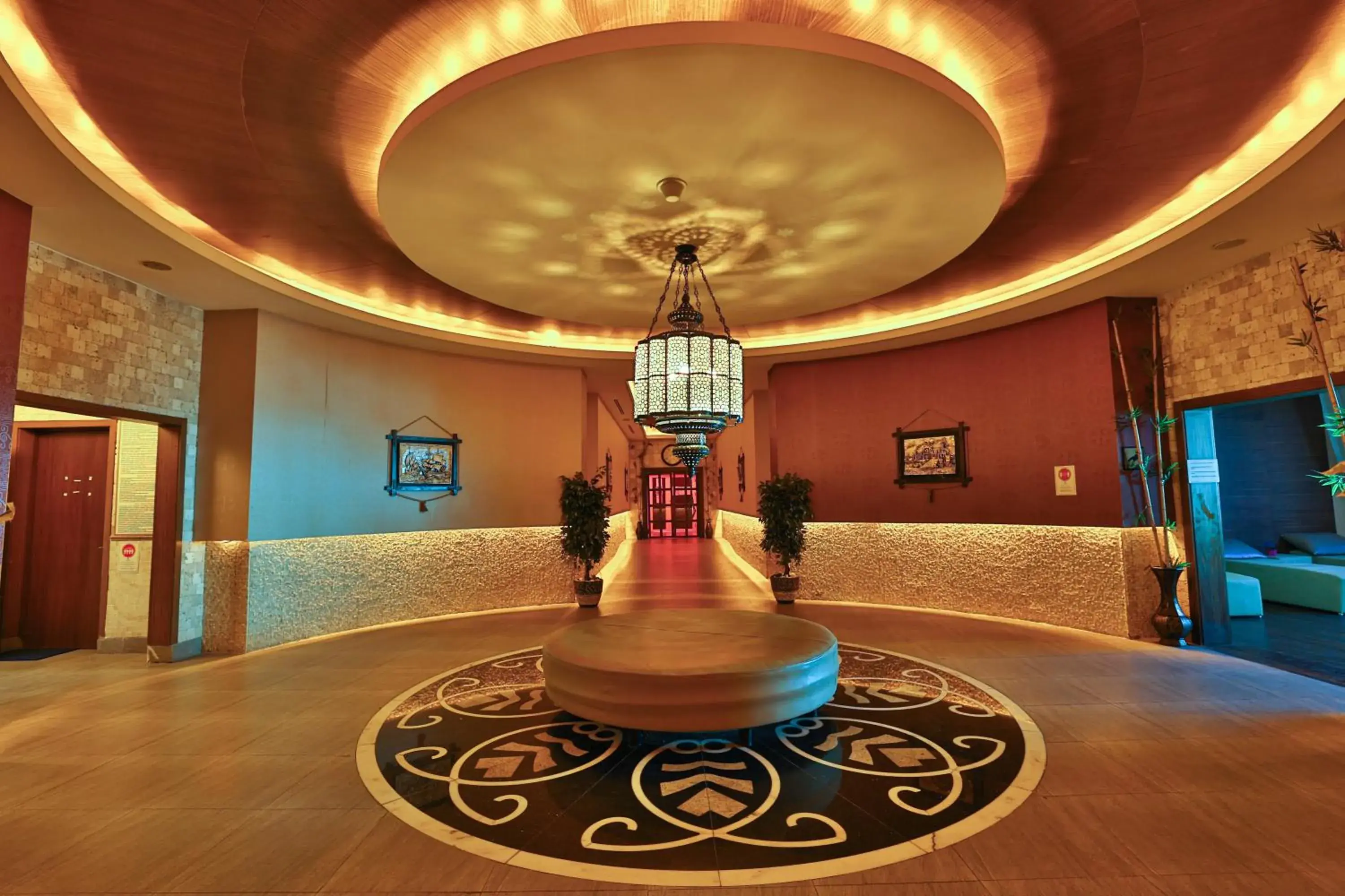 Property building, Lobby/Reception in Crystal Prestige Elite Hotel