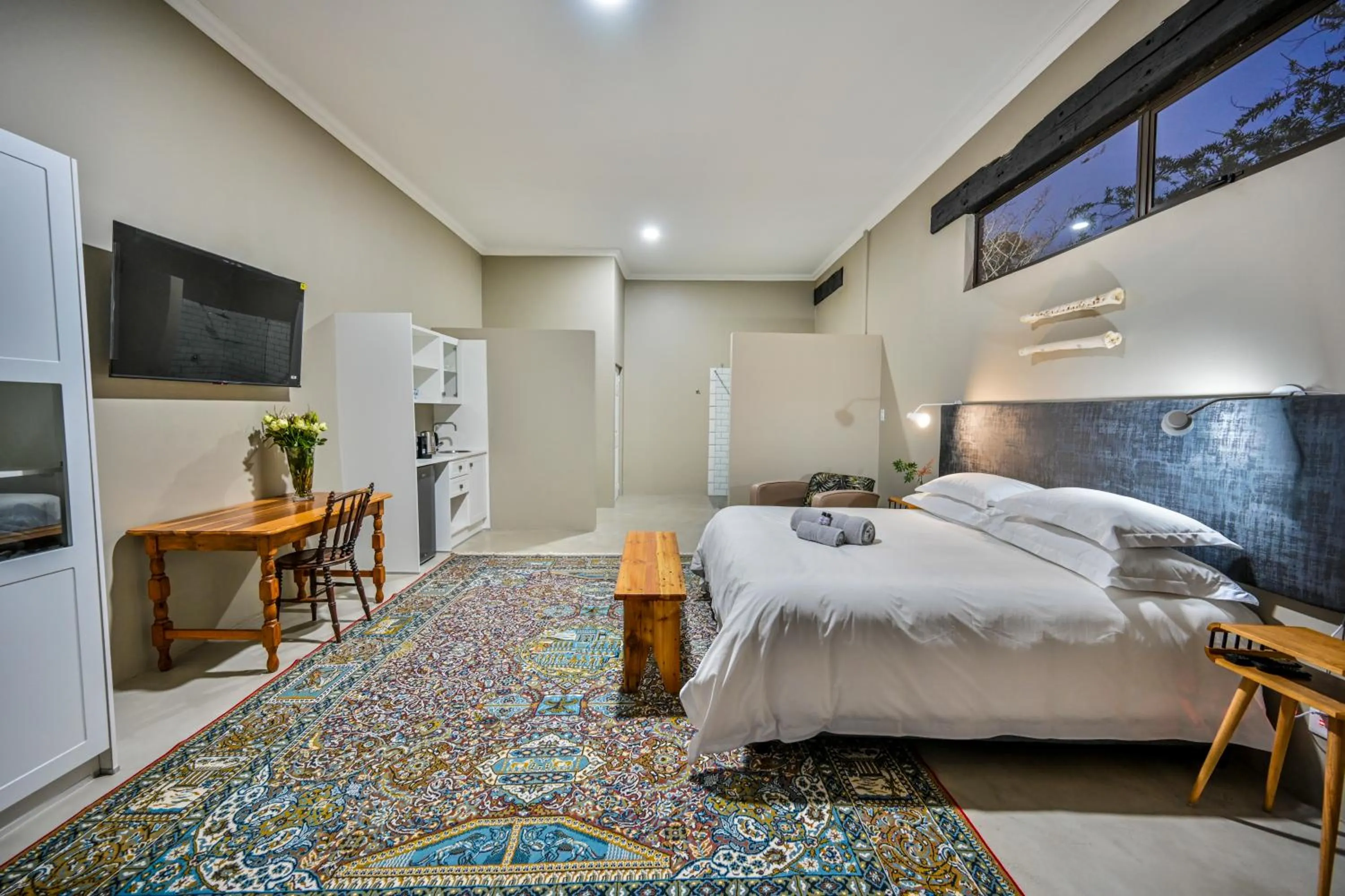 Photo of the whole room, Bed in Blue Rain Guest House