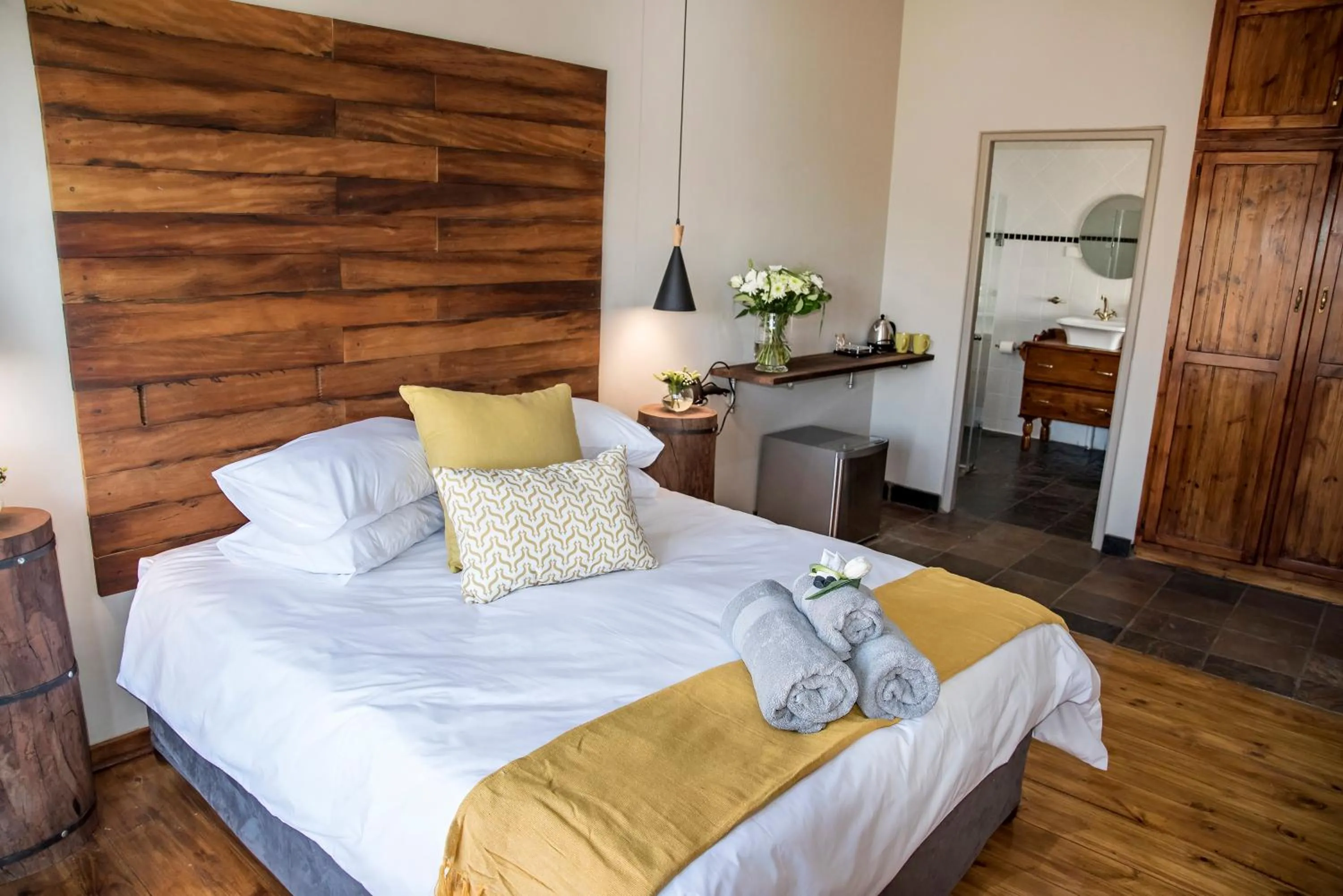 Photo of the whole room, Bed in Blue Rain Guest House