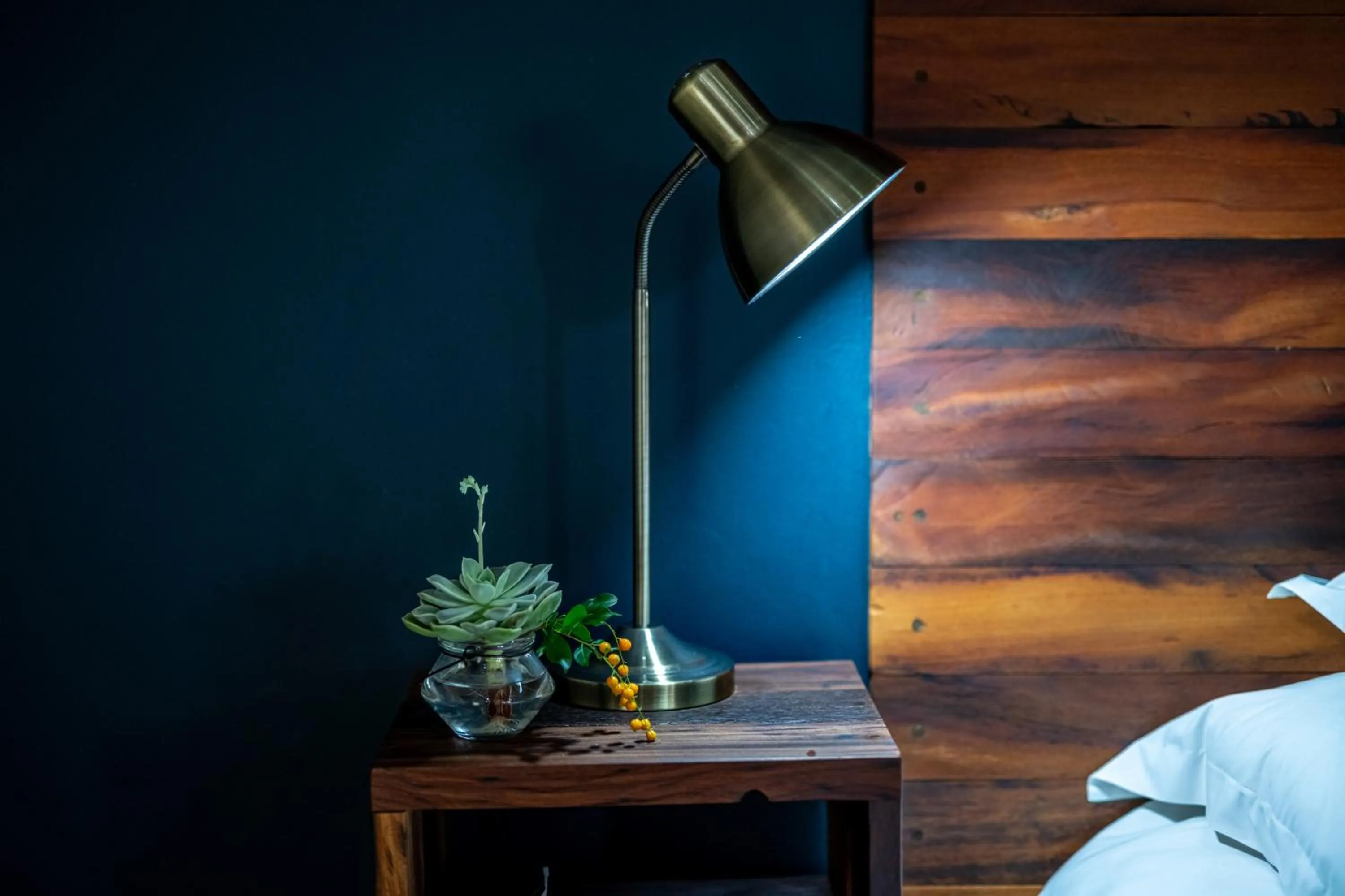 Bedroom, Bed in Blue Rain Guest House