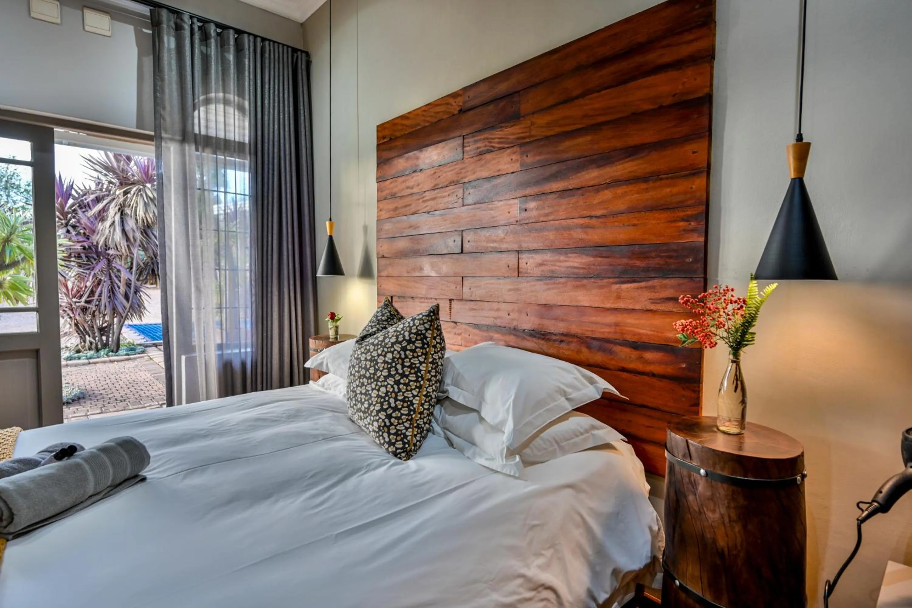 Bed in Blue Rain Guest House