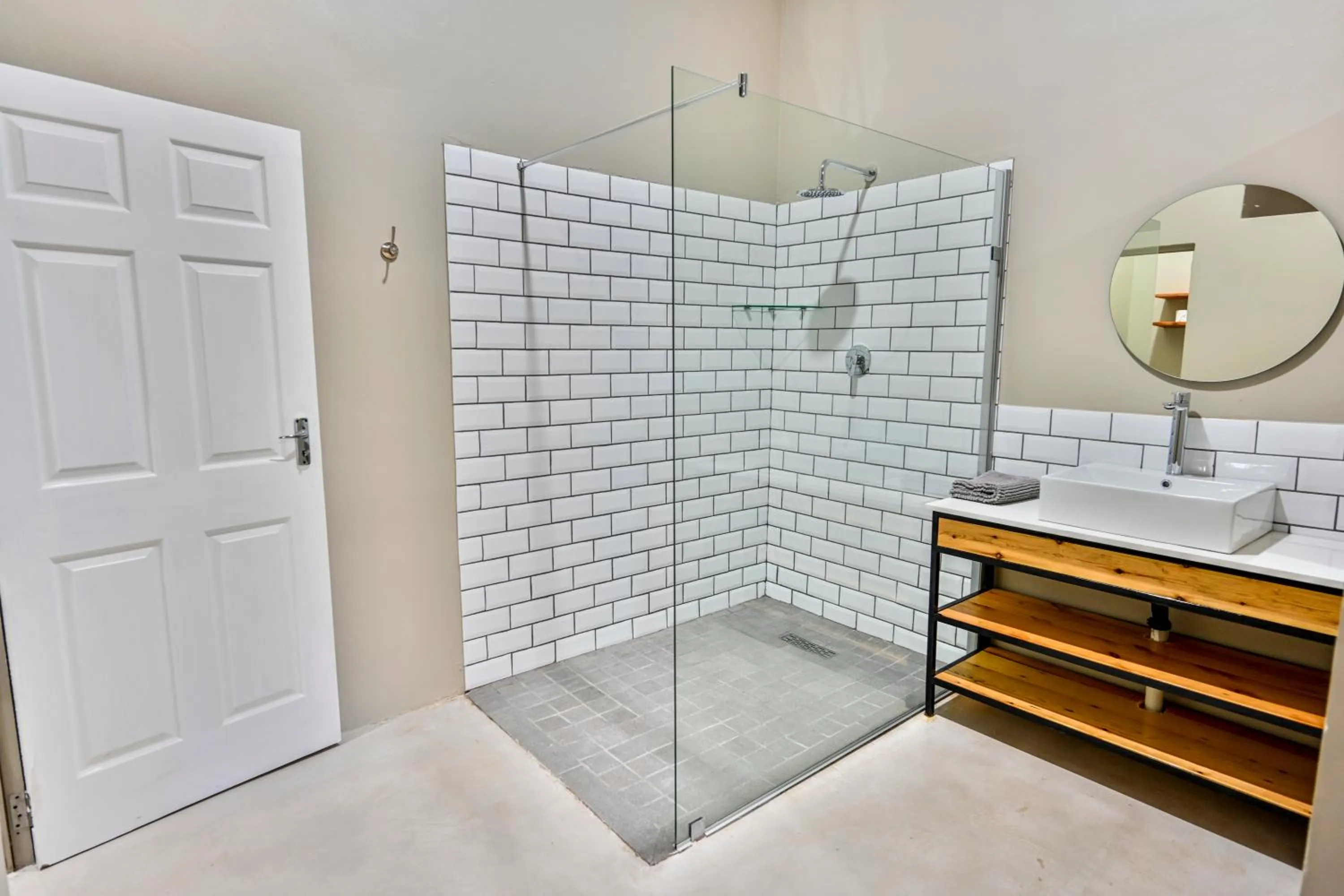 Shower in Blue Rain Guest House