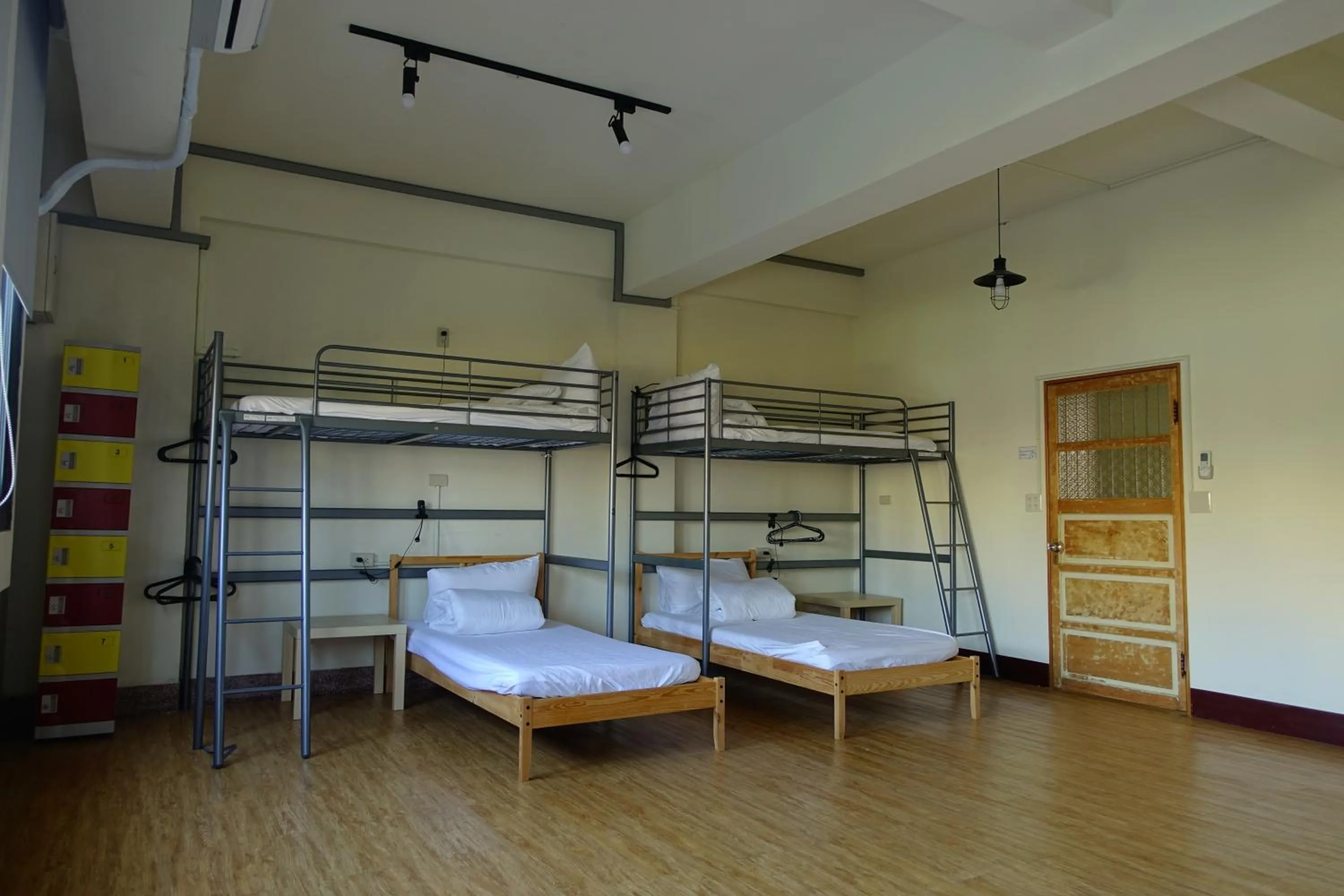 Bed in Chiayi Petite Hostel